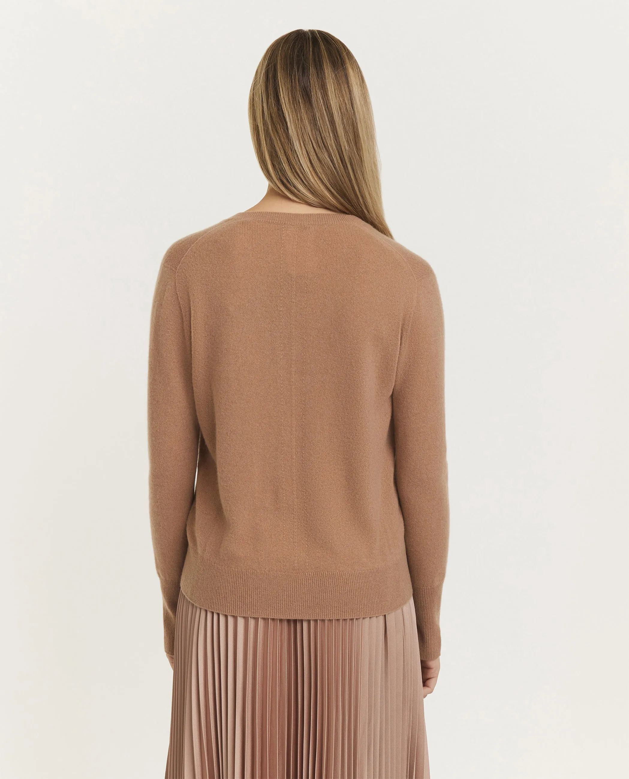 Cashmere V-hals trui sold by Pauw Amsterdam product image thumbnail 5