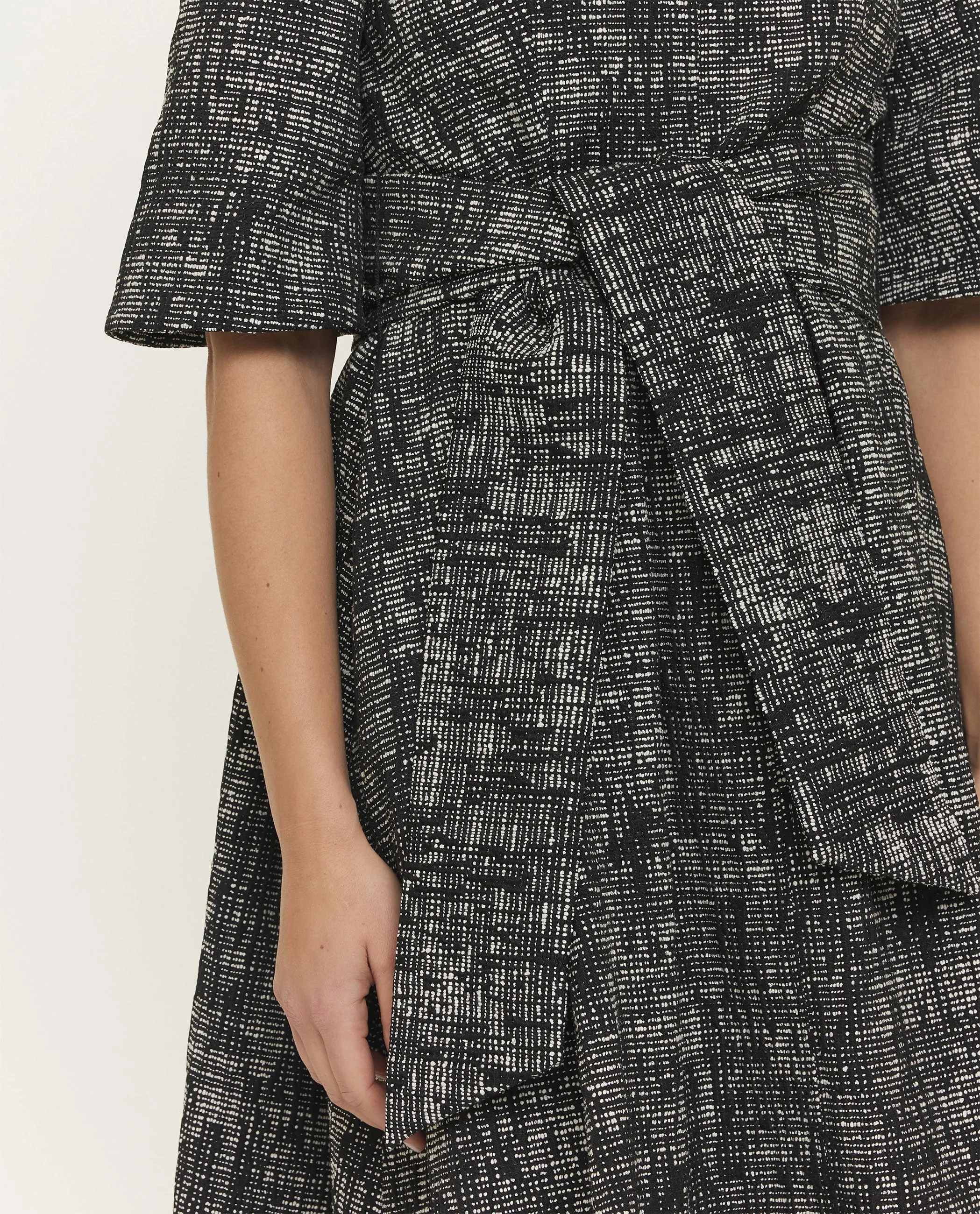 Midi jurk - Zwart sold by Pauw Amsterdam product image thumbnail 2