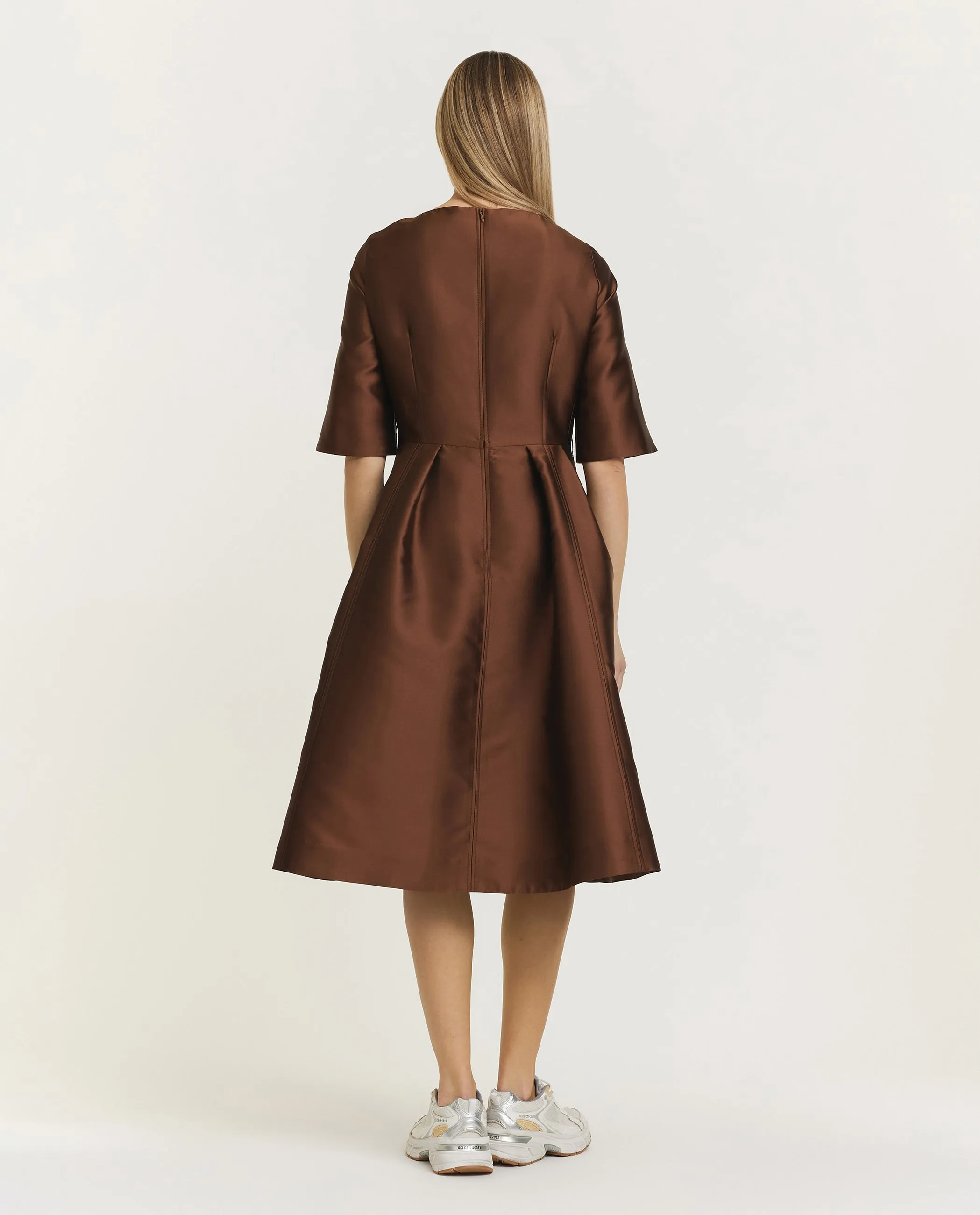 Midi jurk met korte mouw sold by Pauw Amsterdam product image thumbnail 4