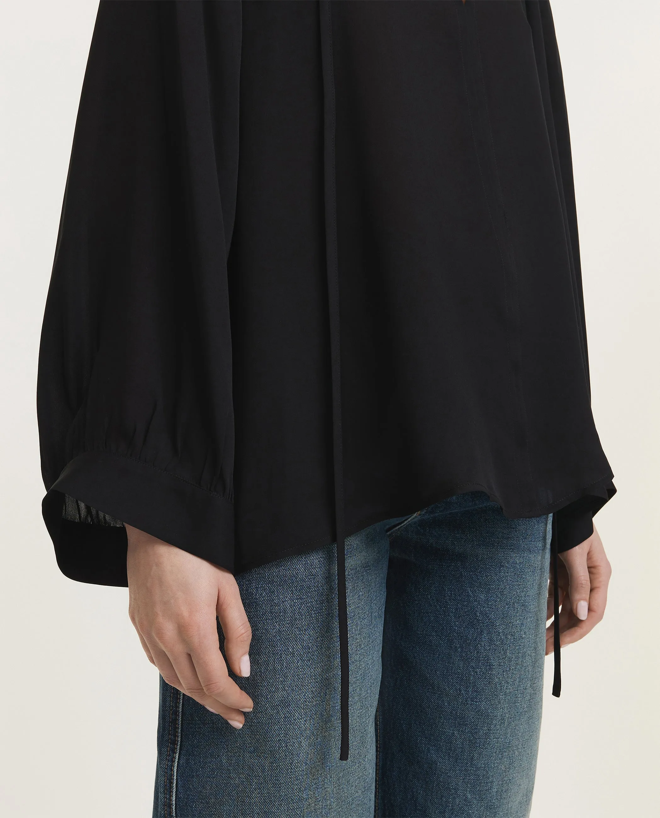 Zijden Acadia blouse sold by Pauw Amsterdam product image thumbnail 2