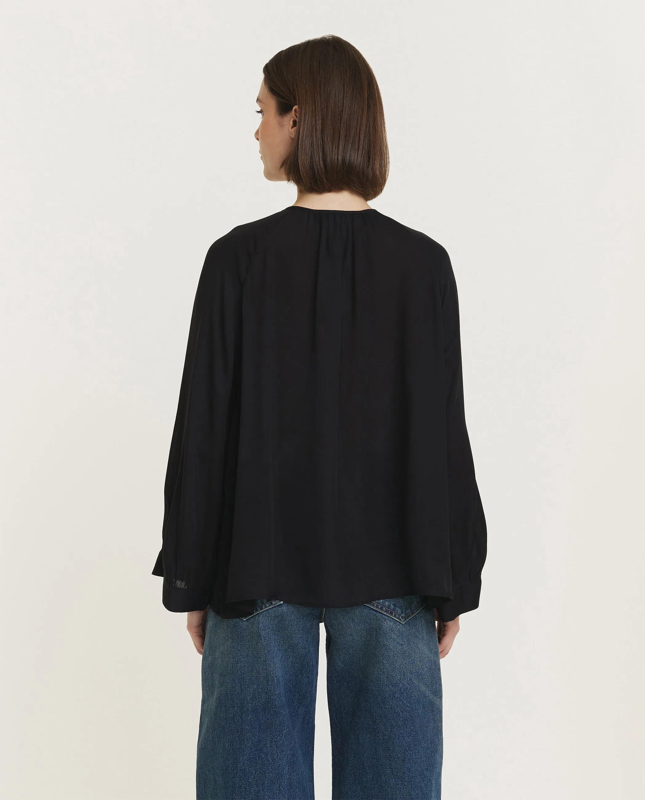 Zijden Acadia blouse sold by Pauw Amsterdam product image thumbnail 5