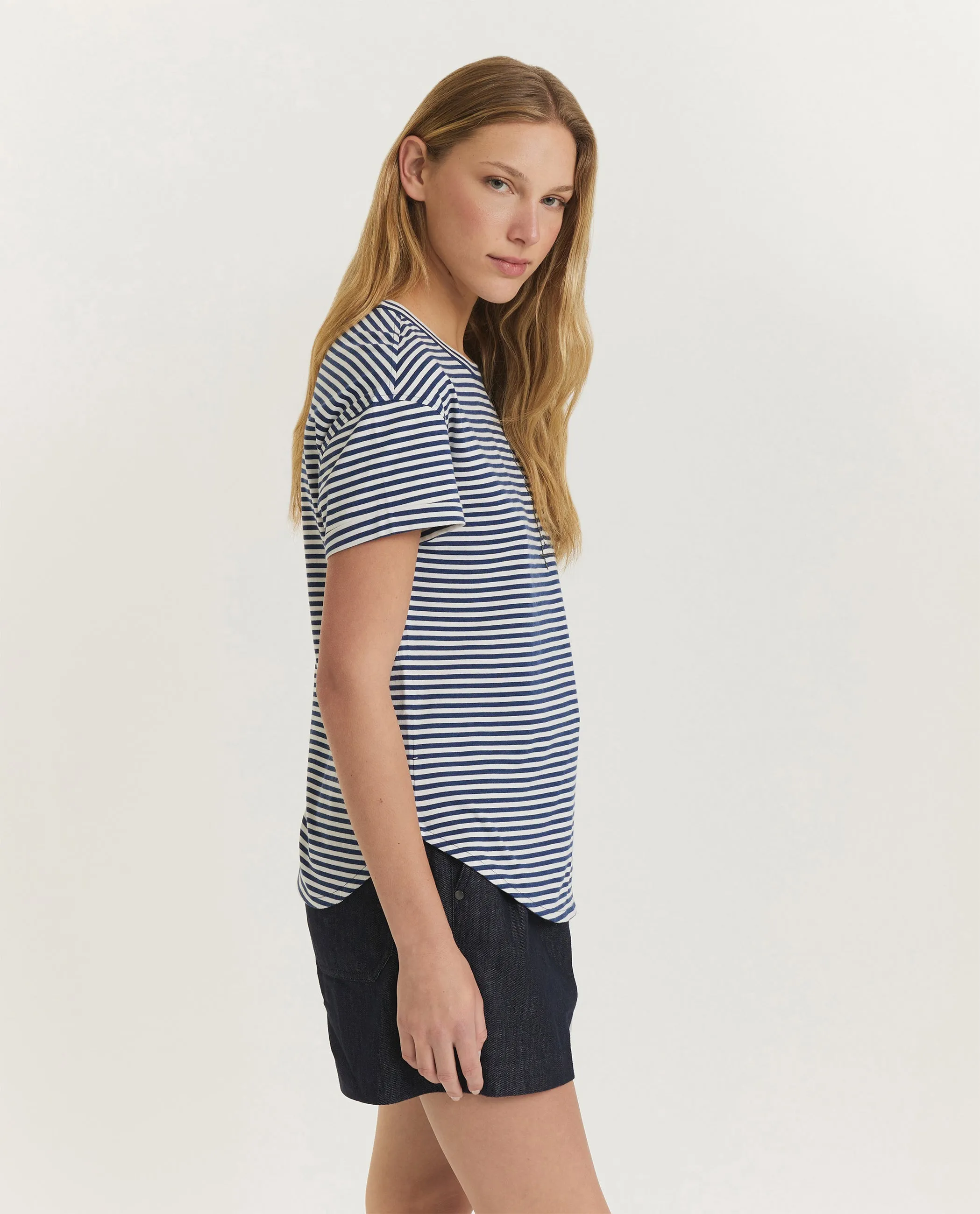 Katoenen T-shirt - Blauw sold by Pauw Amsterdam product image thumbnail 4