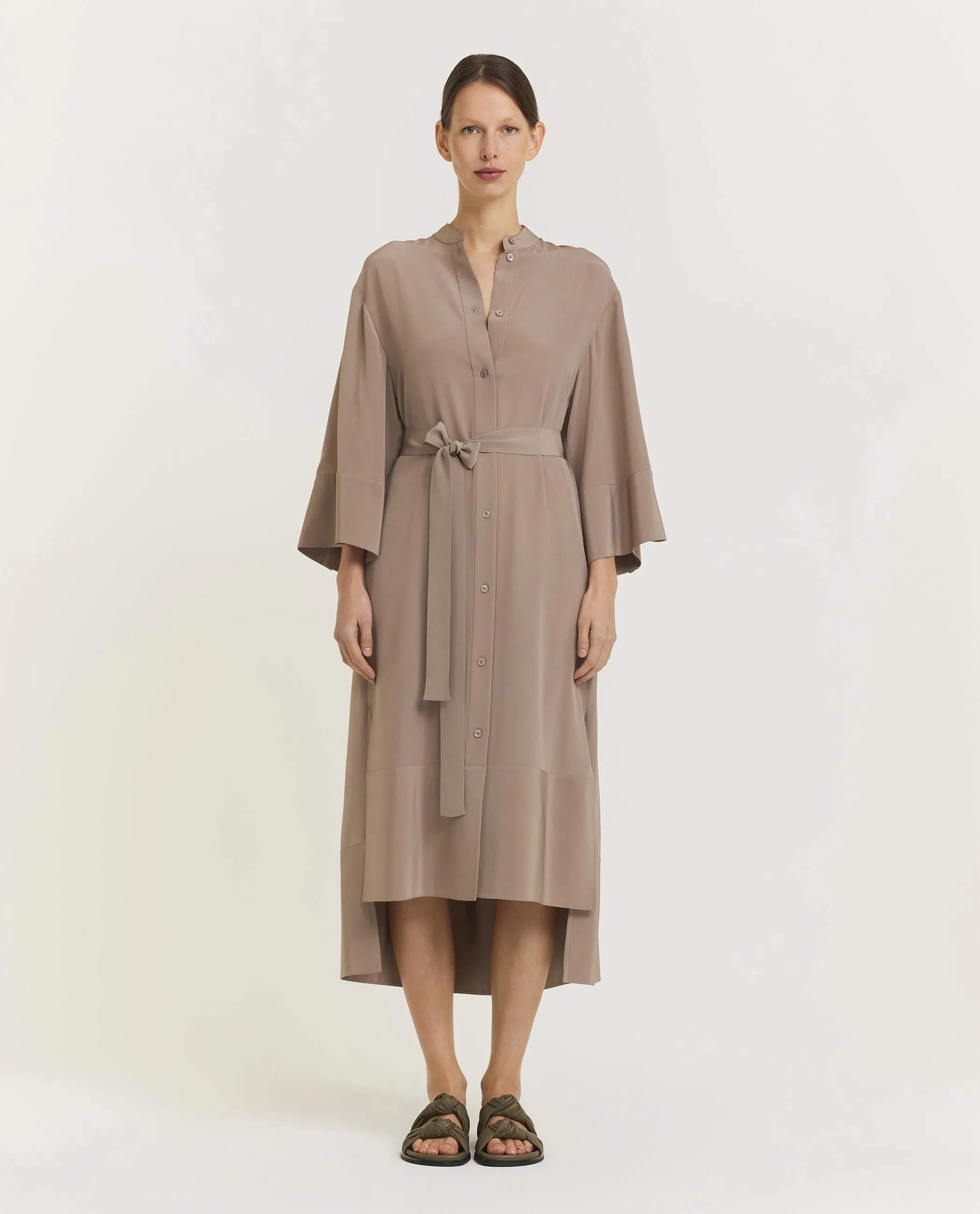 Zijden jurk sold by Pauw Amsterdam product image thumbnail 4