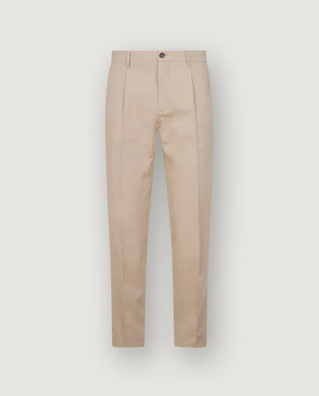 Katoen Linnen Chino - Lichtbruin sold by Pauw Amsterdam