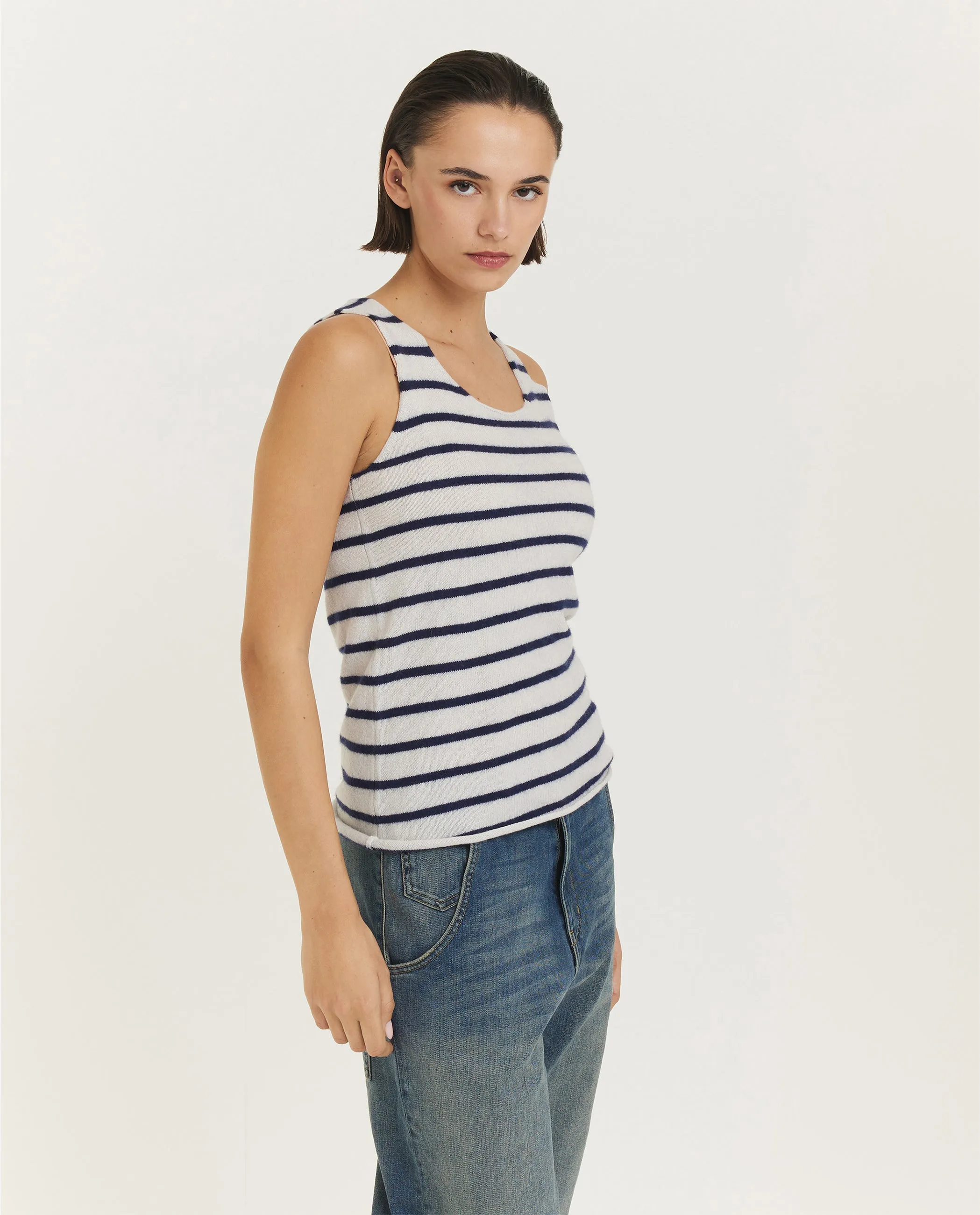Cashmere tank top - Wit sold by Pauw Amsterdam product image thumbnail 4