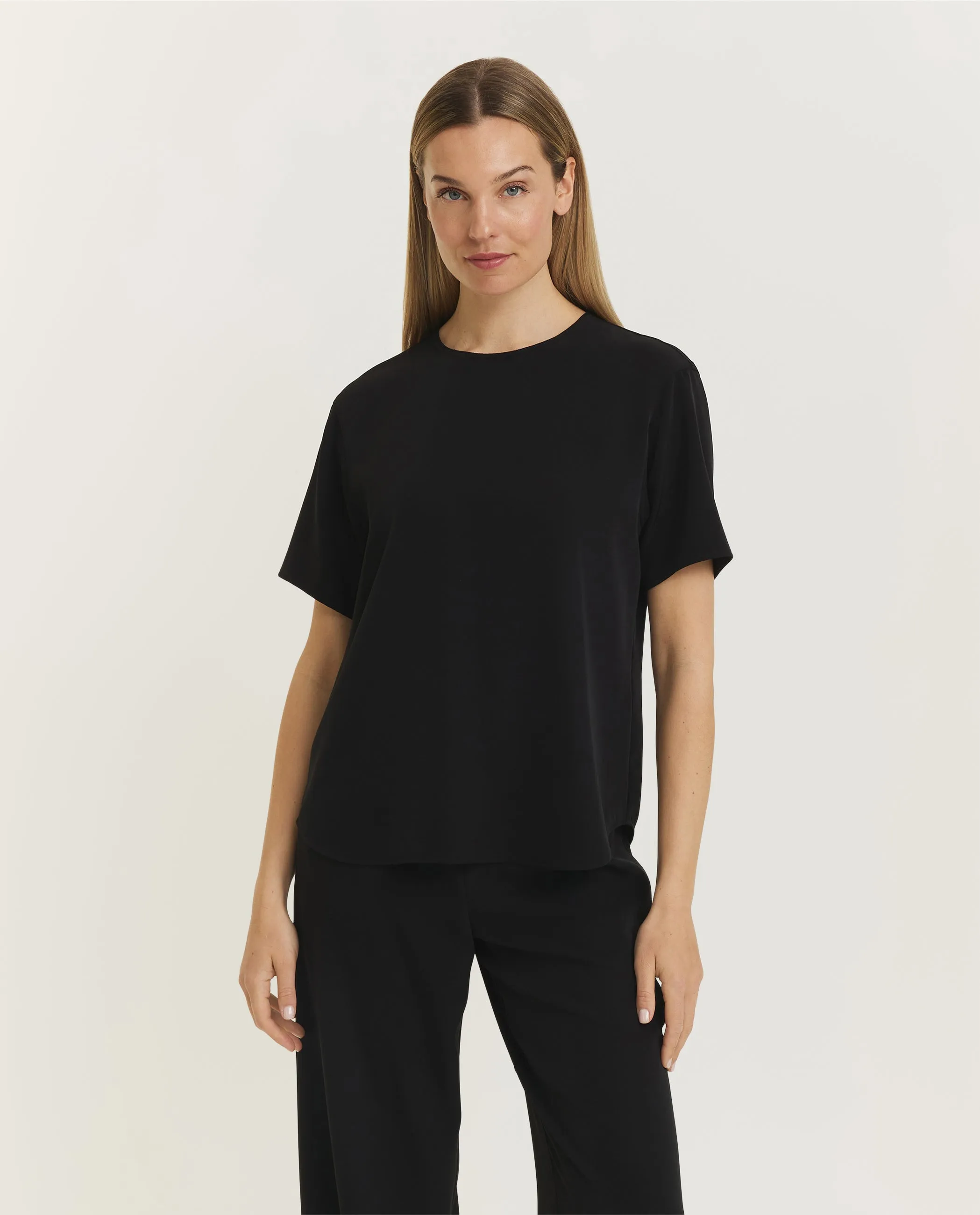 Soepelvallende top - Zwart sold by Pauw Amsterdam