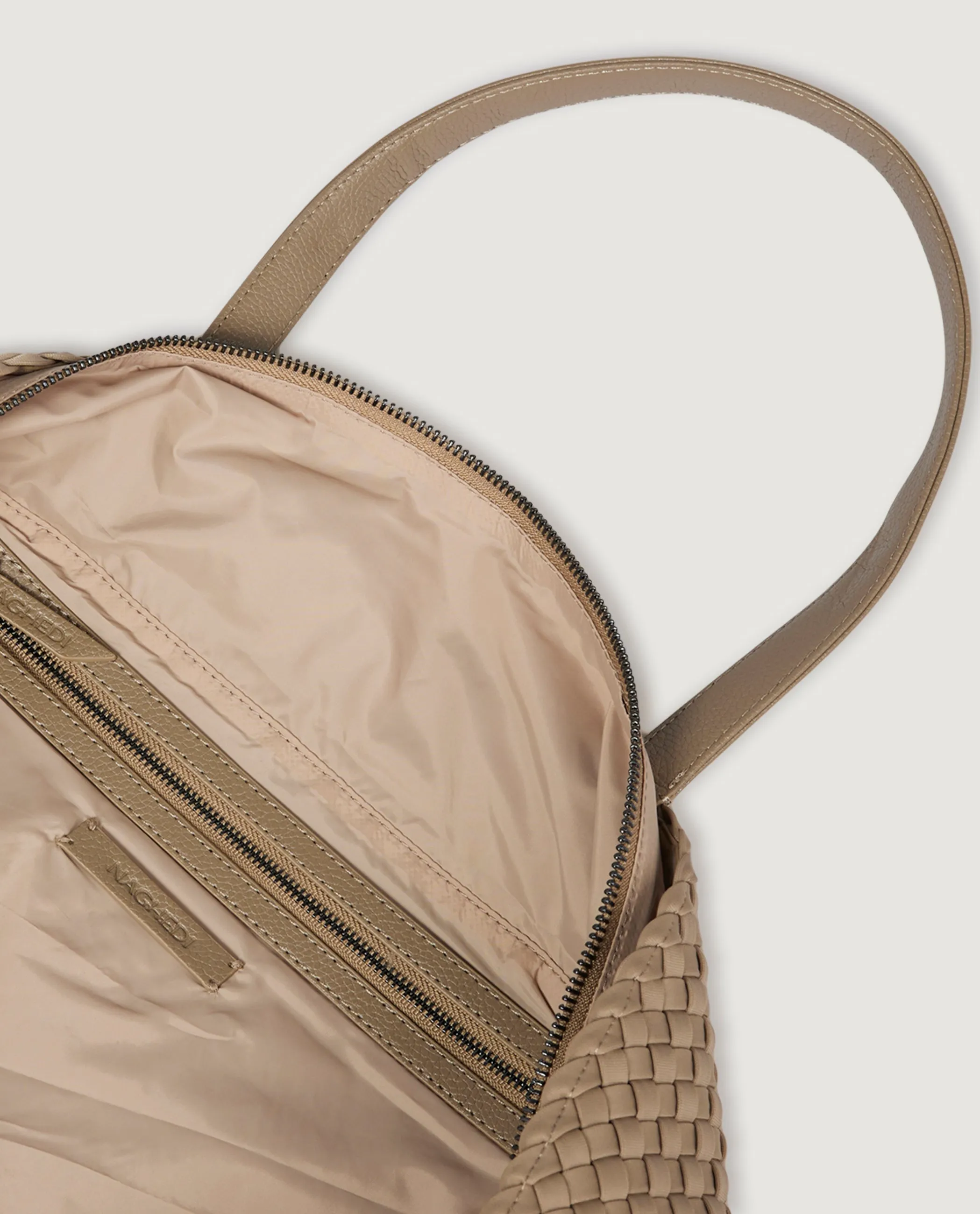 Jetsetter Large Tote - Lichtbruin sold by Pauw Amsterdam product image thumbnail 5