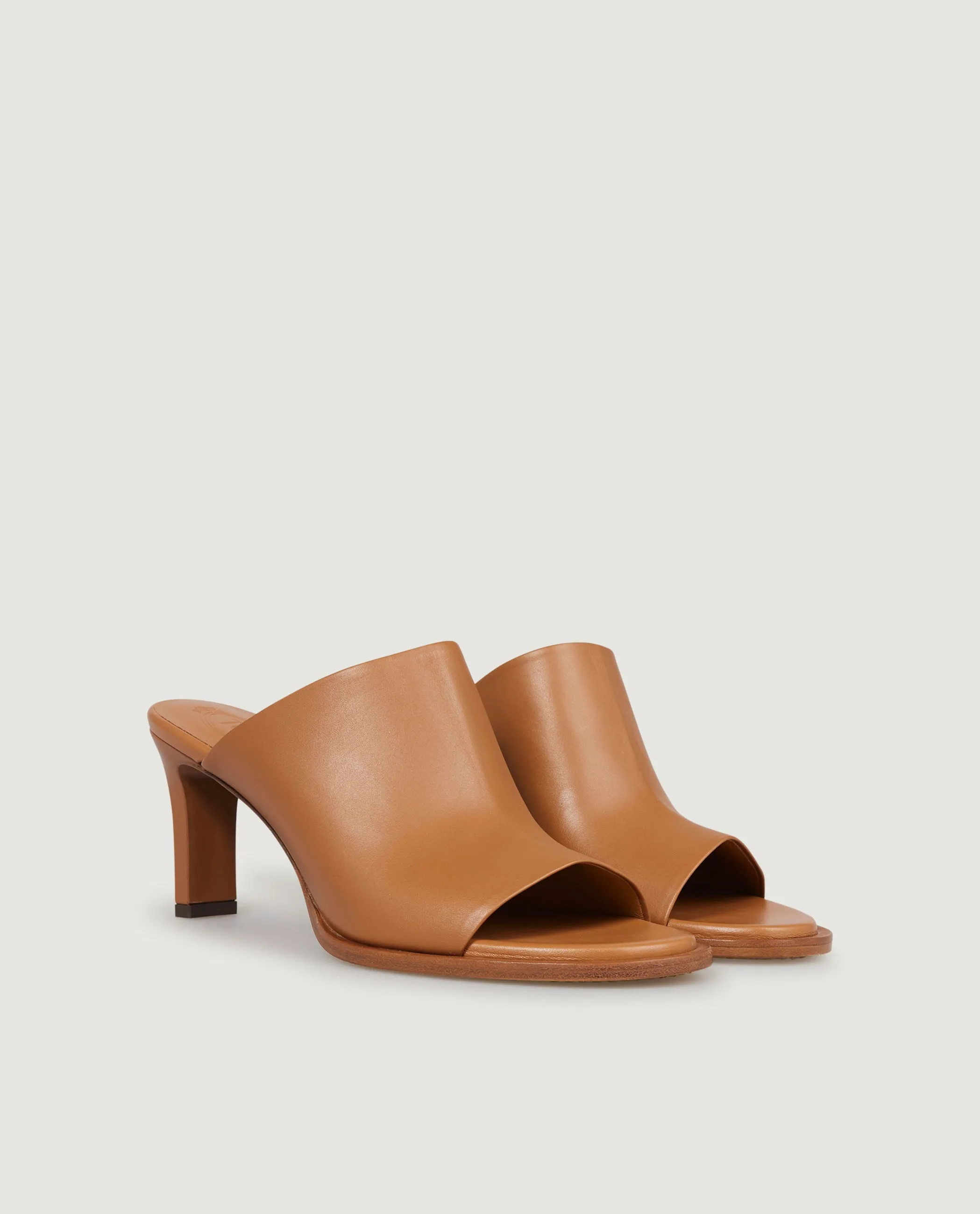 Lederen Mules - Lichtbruin sold by Pauw Amsterdam product image thumbnail 4