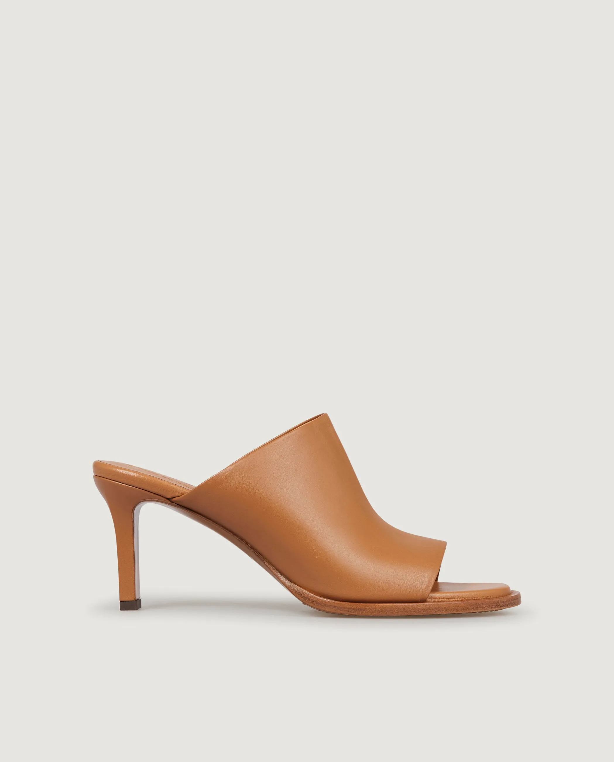 Lederen Mules - Lichtbruin sold by Pauw Amsterdam