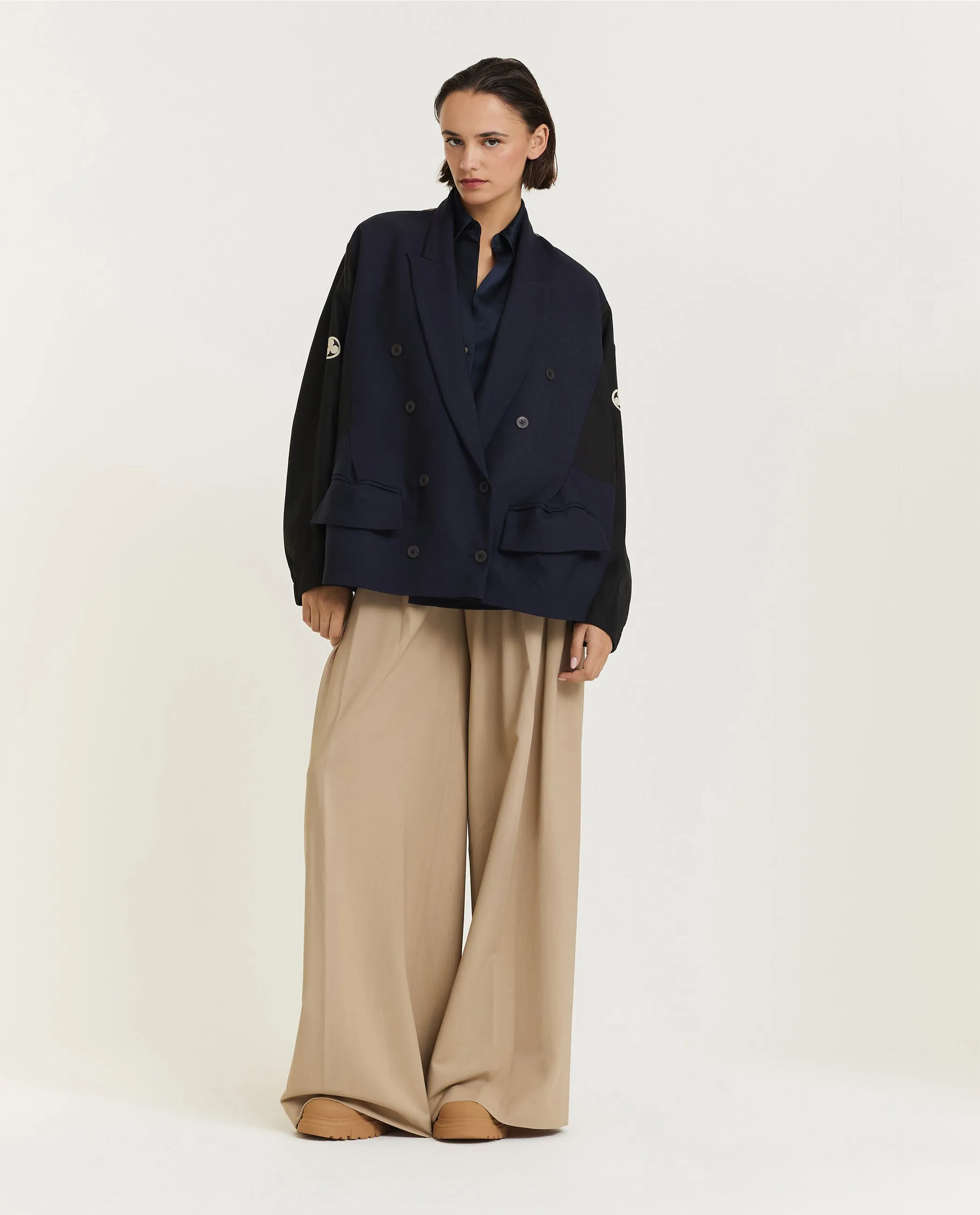 Wijde Geplooide Broek - Lichtbruin sold by Pauw Amsterdam product image thumbnail 3