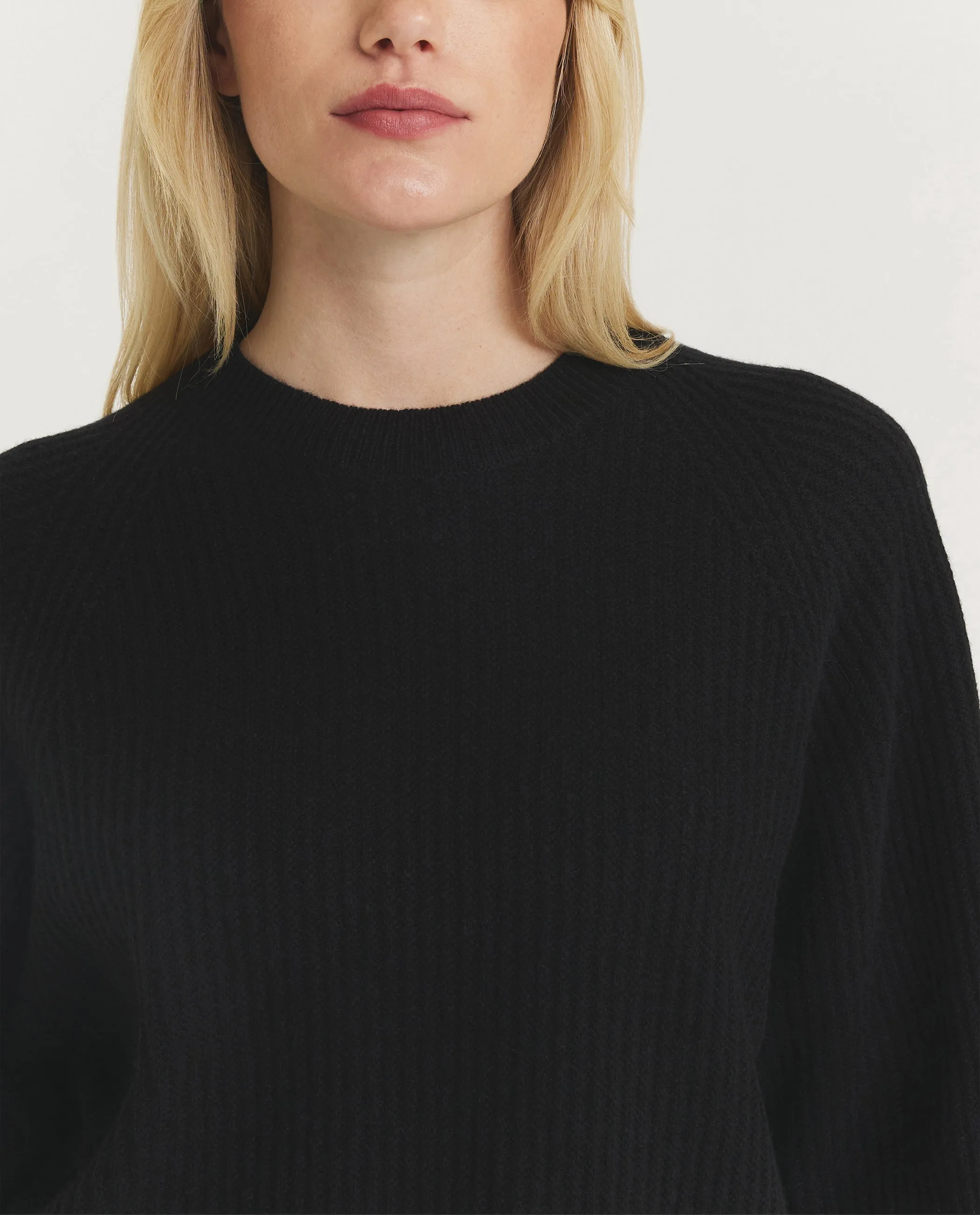 Wol Cashmere Trui - Zwart sold by Pauw Amsterdam product image thumbnail 2