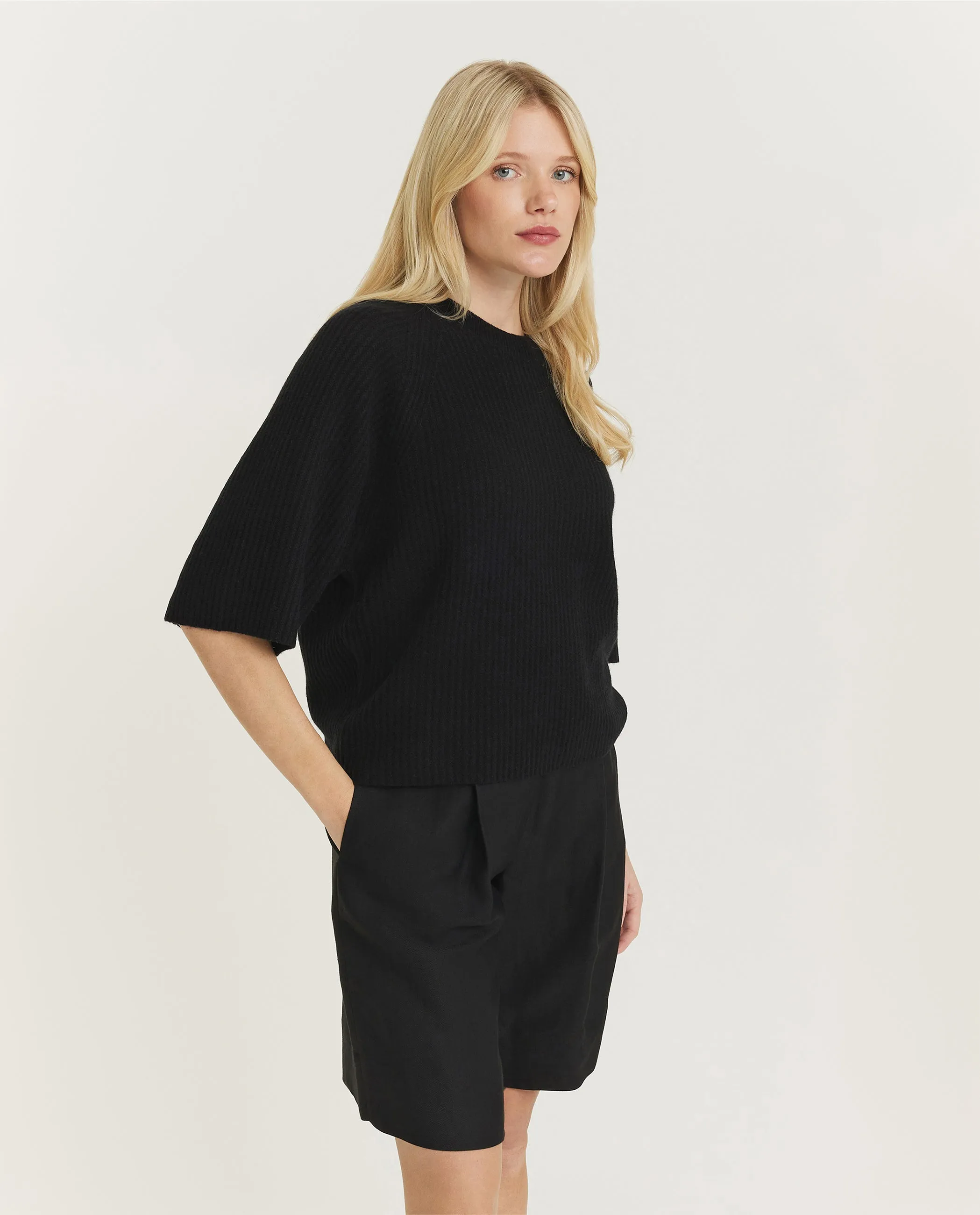 Wol Cashmere Trui - Zwart sold by Pauw Amsterdam product image thumbnail 4
