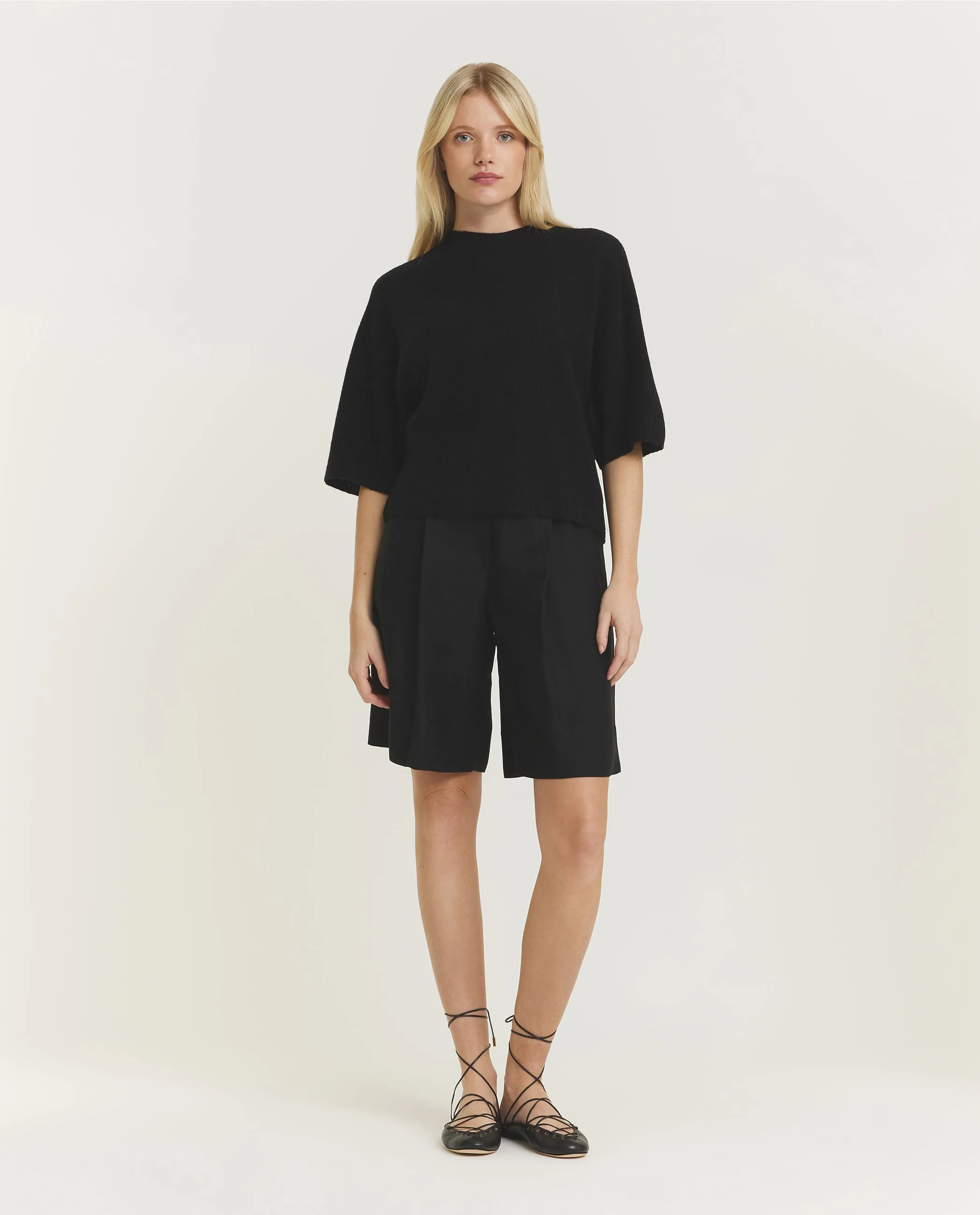 Wol Cashmere Trui - Zwart sold by Pauw Amsterdam product image thumbnail 3
