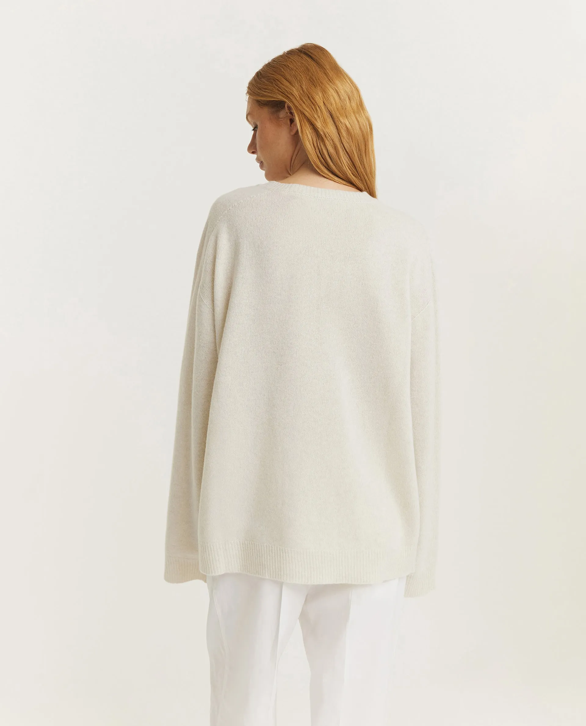 Relaxed V-Hals Sweater - Lichtgrijs sold by Pauw Amsterdam product image thumbnail 5