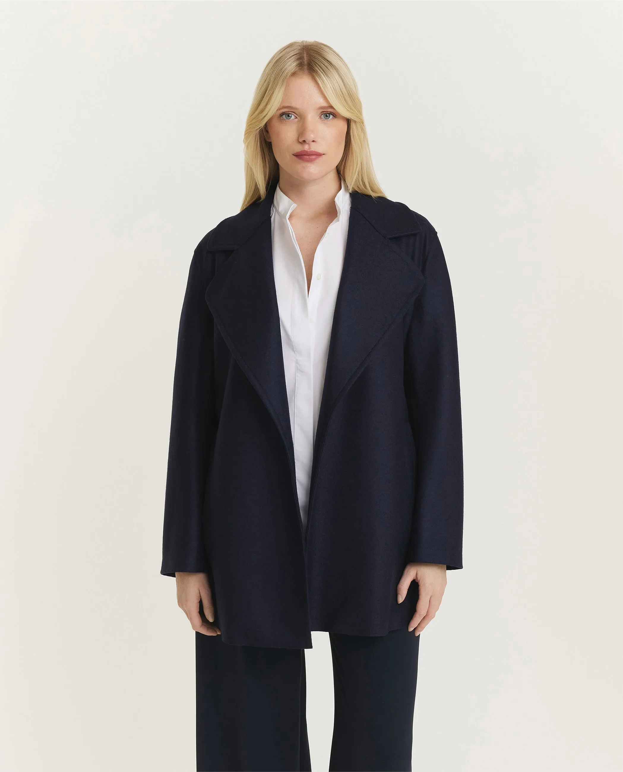 Wollen Jas met Ceintuur - Donkerblauw sold by Pauw Amsterdam