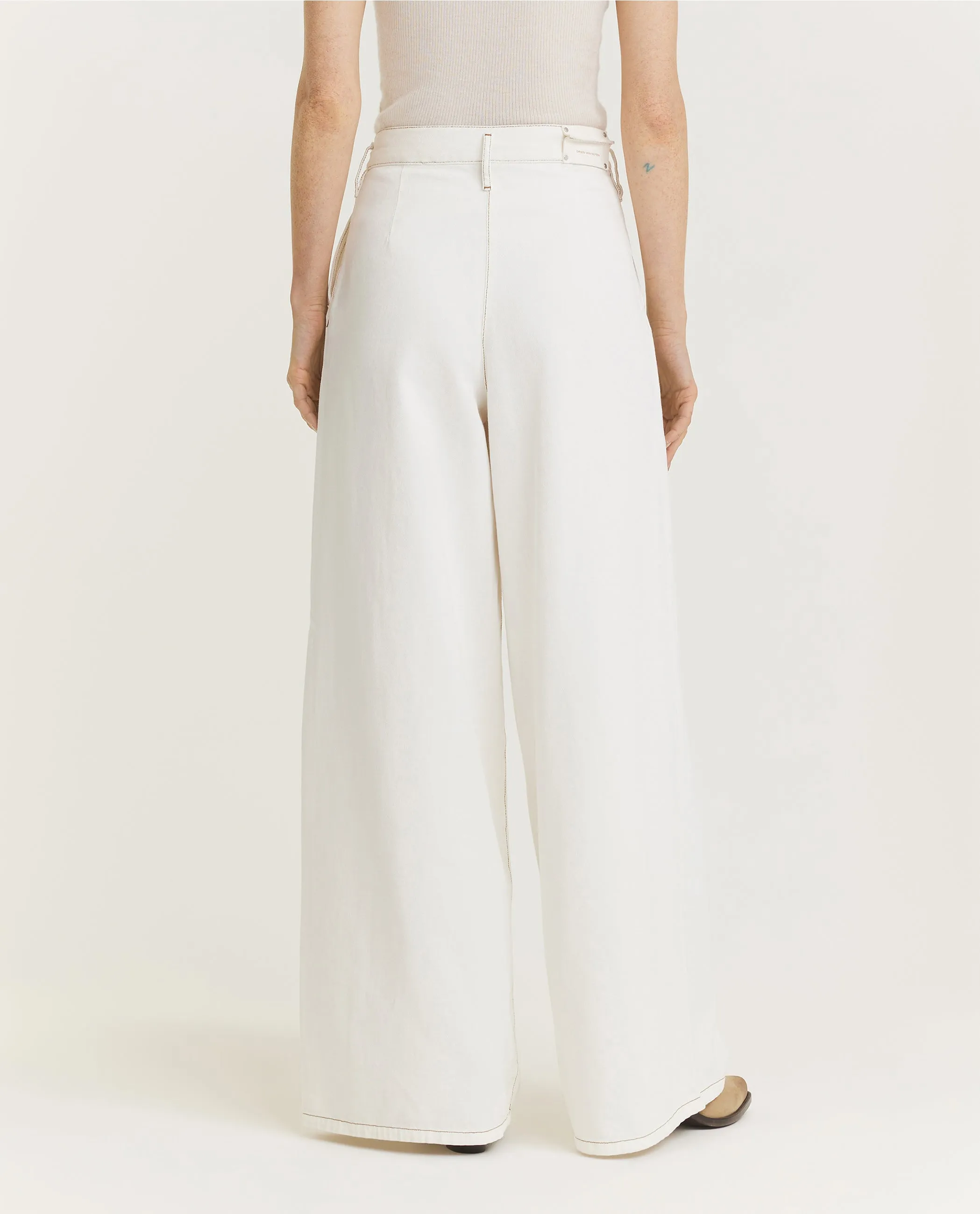 Geplooide Spijkerbroek - Ecru sold by Pauw Amsterdam product image thumbnail 4