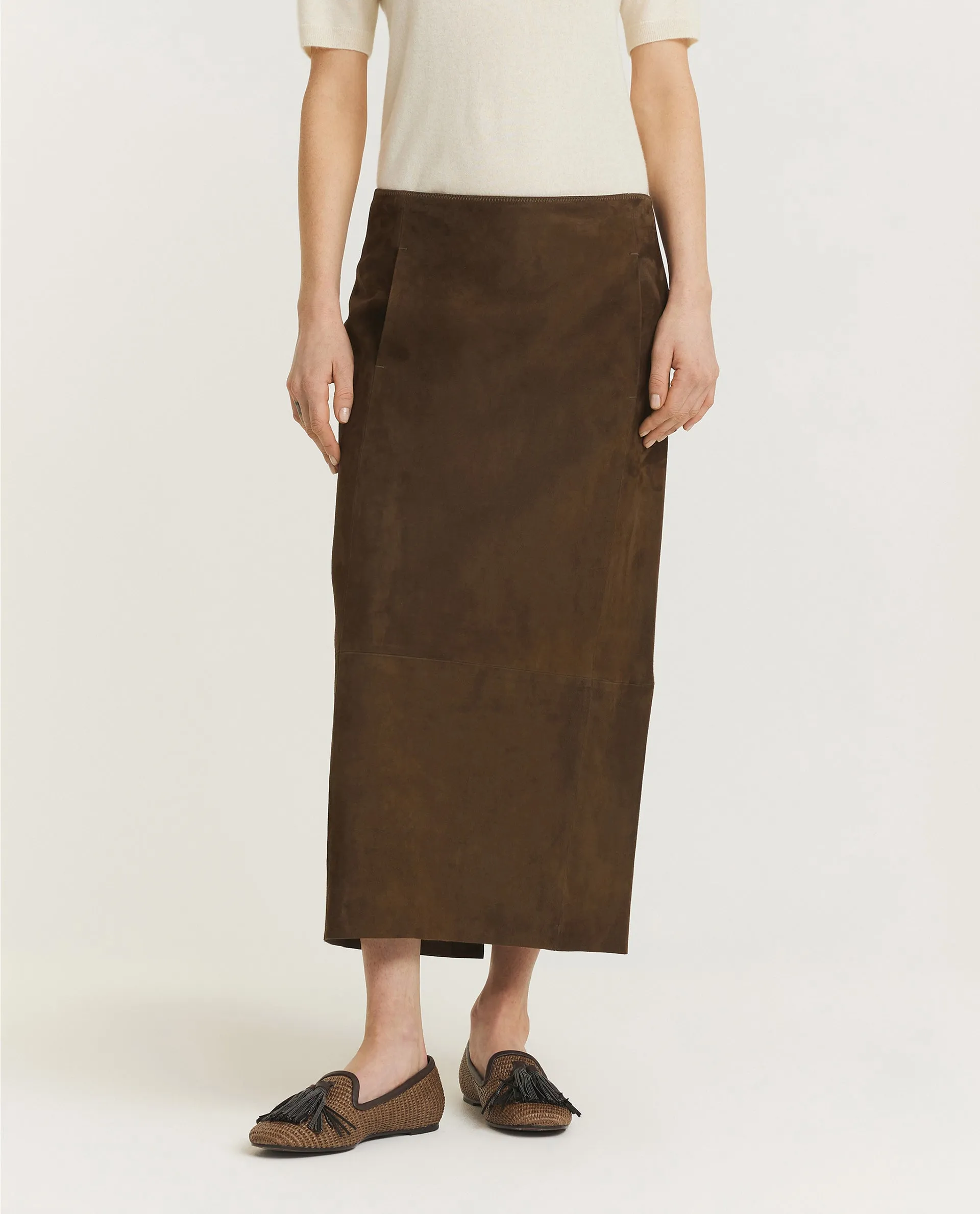 Suede Midi Skirt - Bruin sold by Pauw Amsterdam product image thumbnail 2