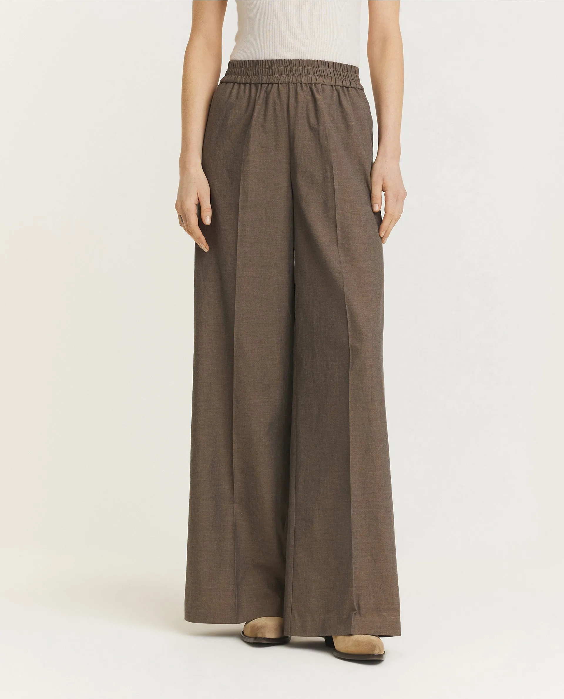 Wijde Katoenen Broek sold by Pauw Amsterdam product image thumbnail 2