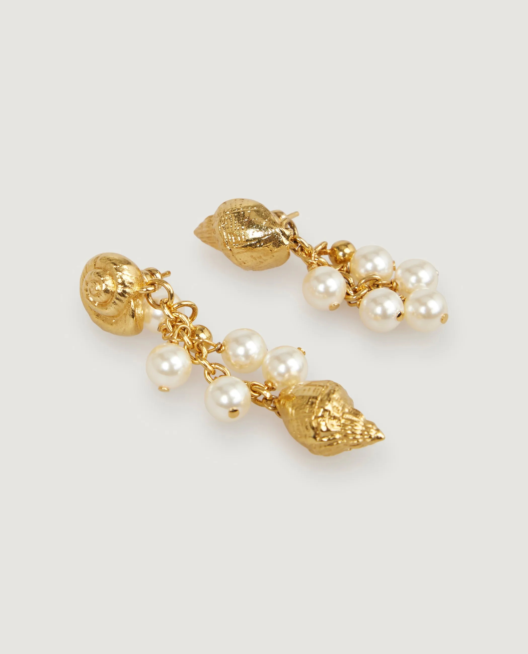 Schelp Oorbellen - offline only - Goud sold by Pauw Amsterdam product image thumbnail 2