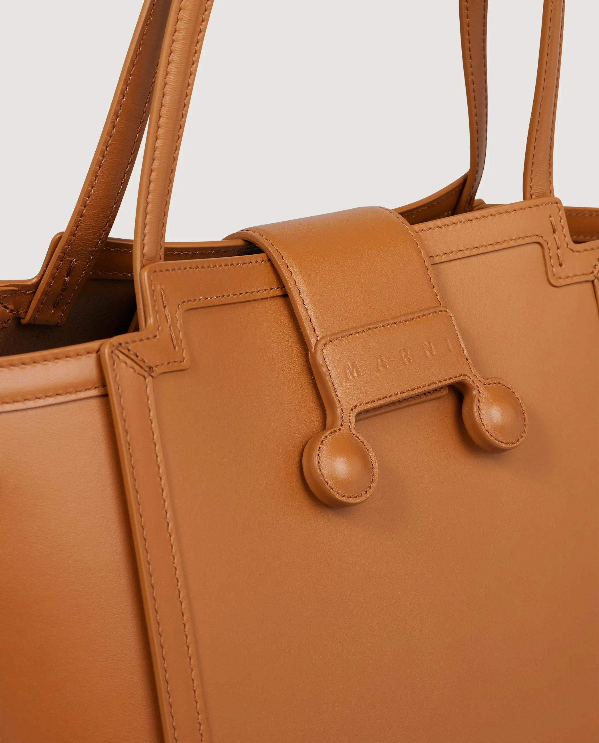 Riviera Tas - Lichtbruin sold by Pauw Amsterdam product image thumbnail 2