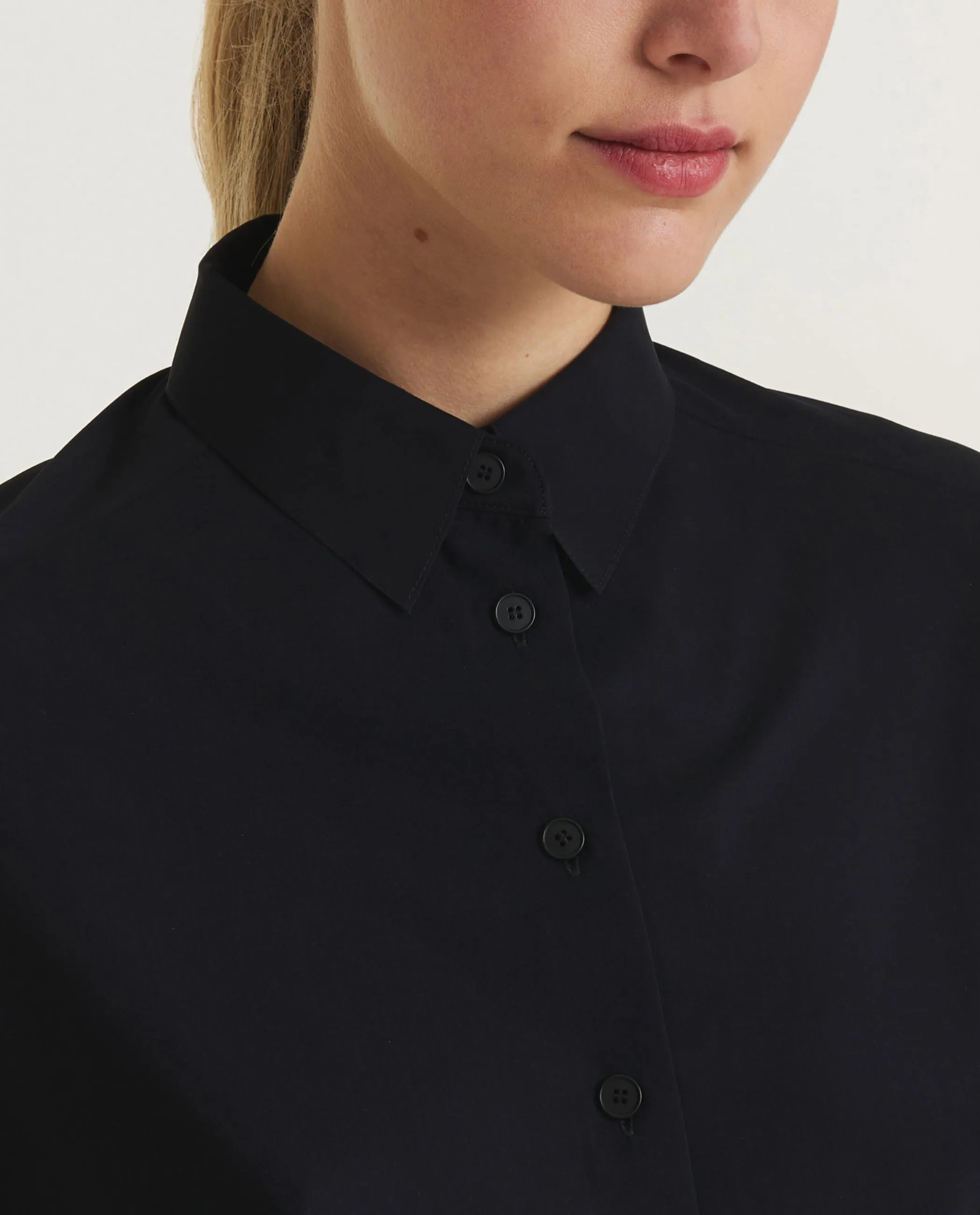 Lichtgewicht Blouse - Zwart sold by Pauw Amsterdam product image thumbnail 2