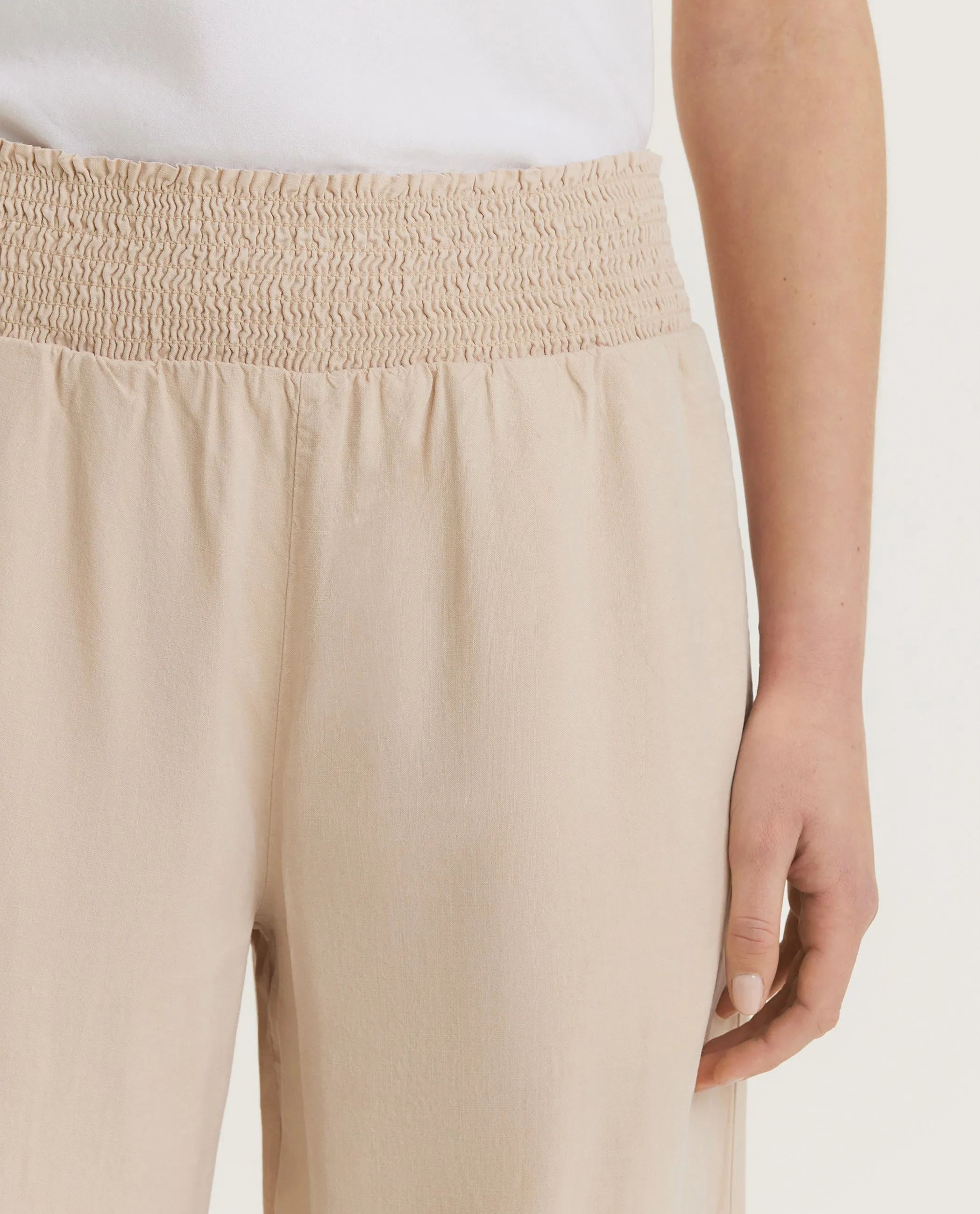 Soepele Wijde Broek - Lichtbruin sold by Pauw Amsterdam product image thumbnail 5