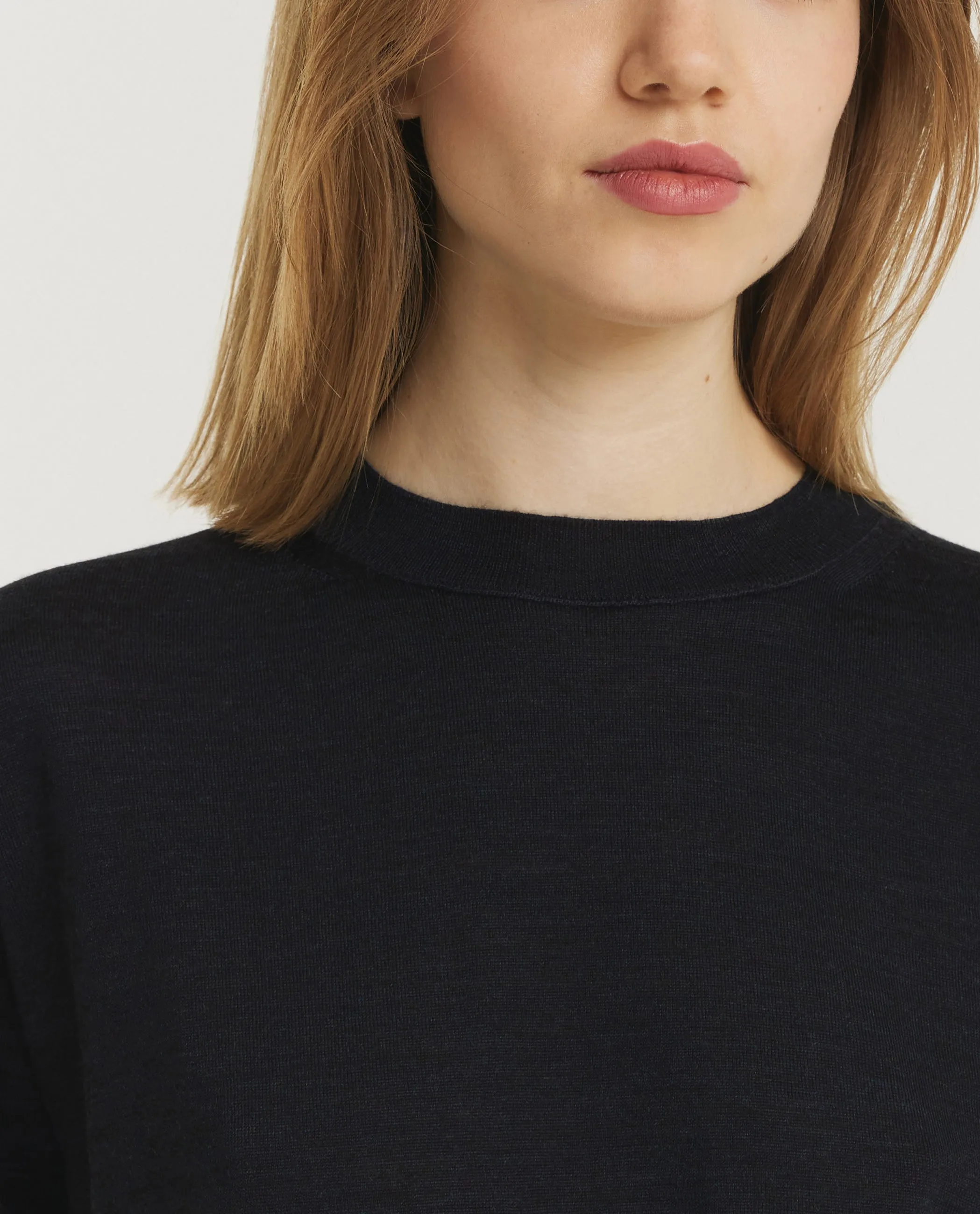 Ronde Hals Wollen Trui sold by Pauw Amsterdam product image thumbnail 2