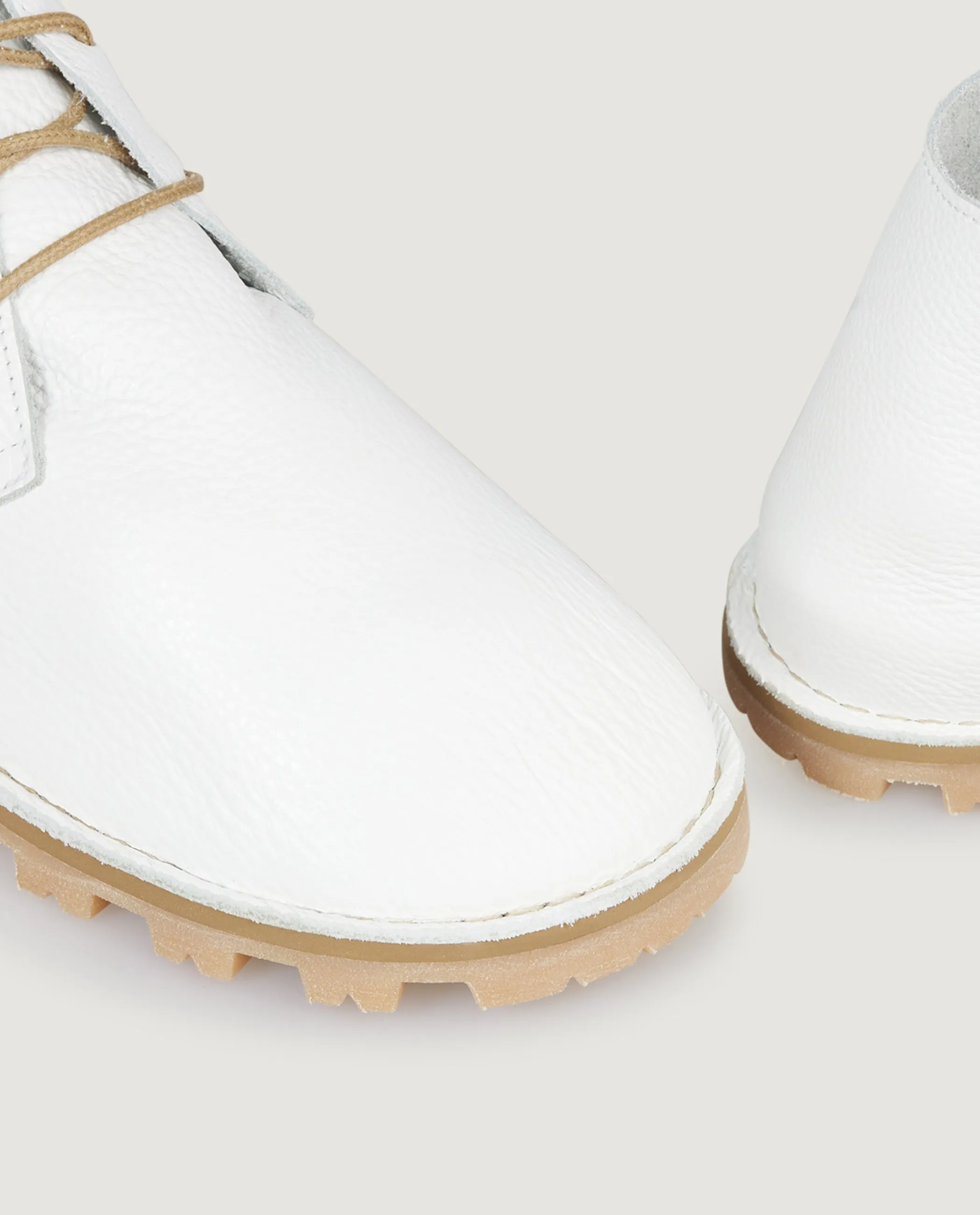 Desert Schoenen - Wit sold by Pauw Amsterdam product image thumbnail 2