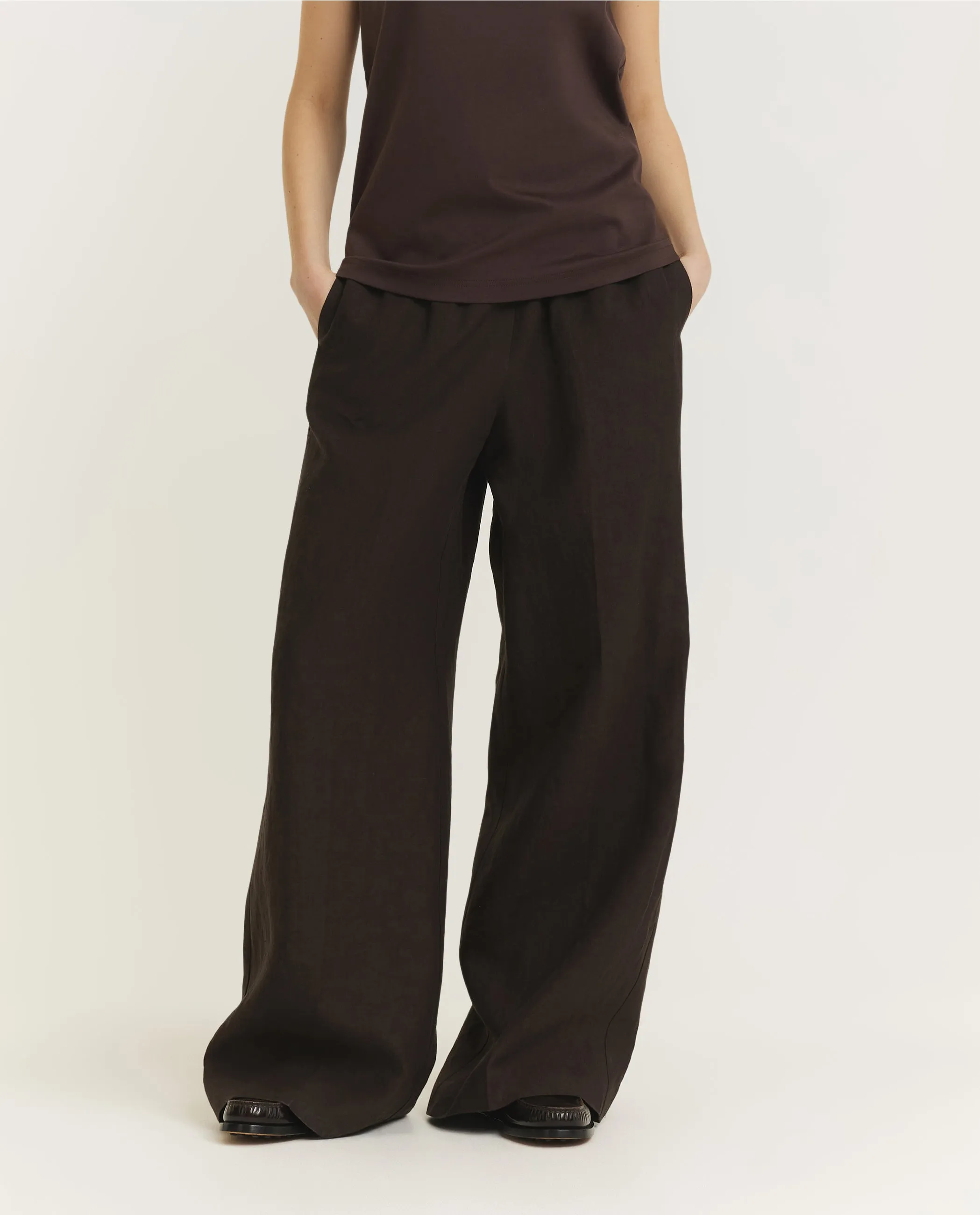 Linnen Broek - Bruin sold by Pauw Amsterdam product image thumbnail 2