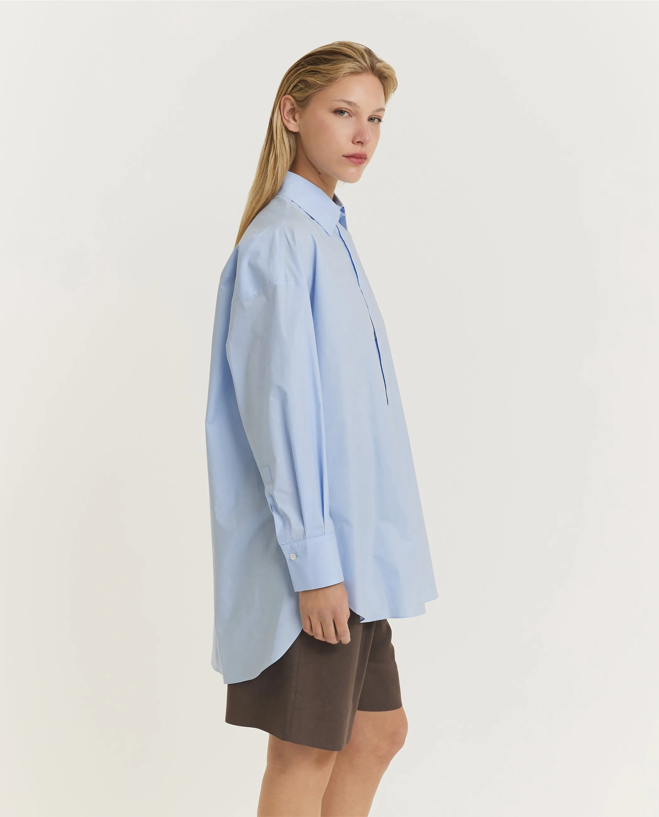Wijde Katoenen Blouse - Lichtblauw sold by Pauw Amsterdam product image thumbnail 4
