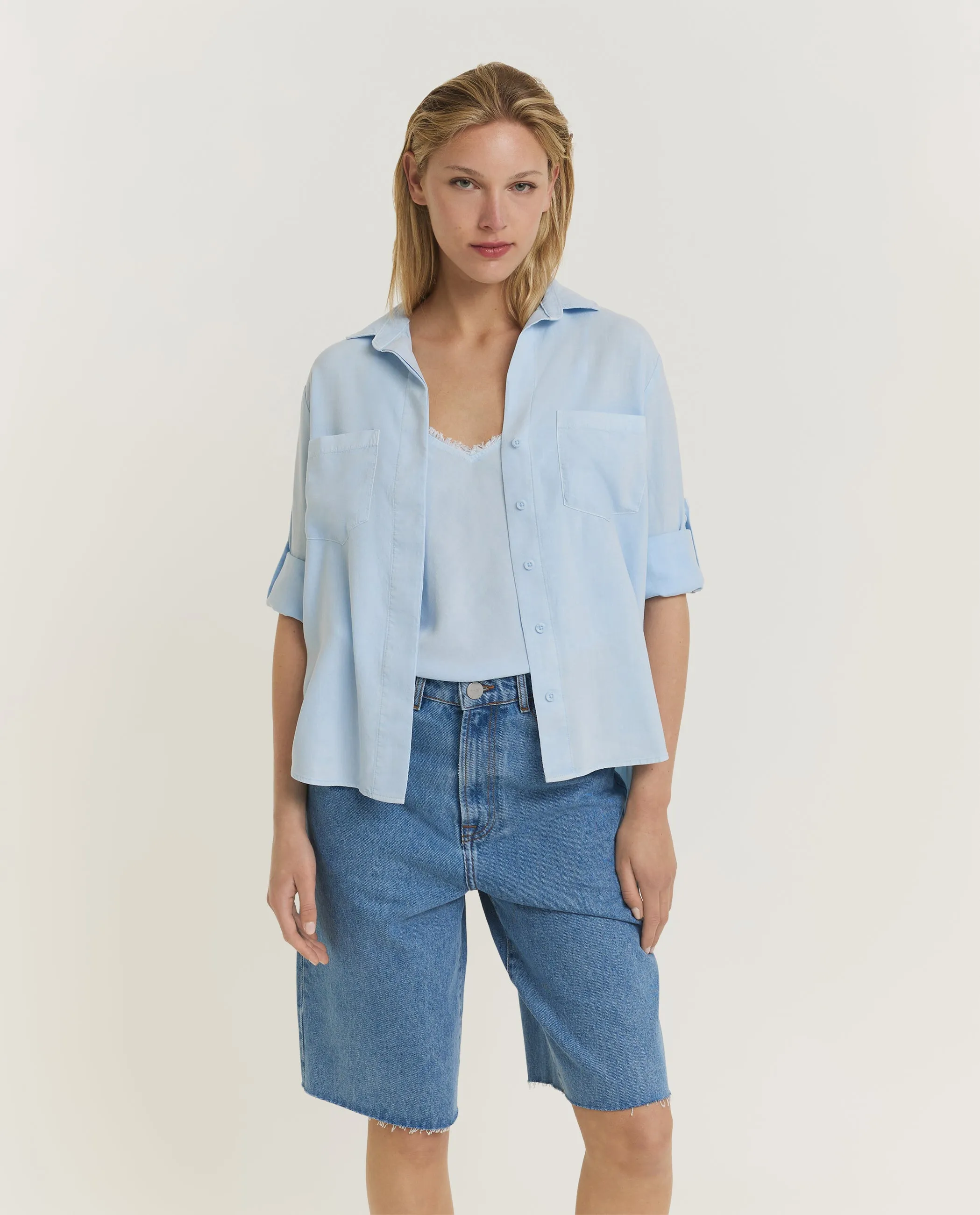 Tencel Blouse - Lichtblauw sold by Pauw Amsterdam