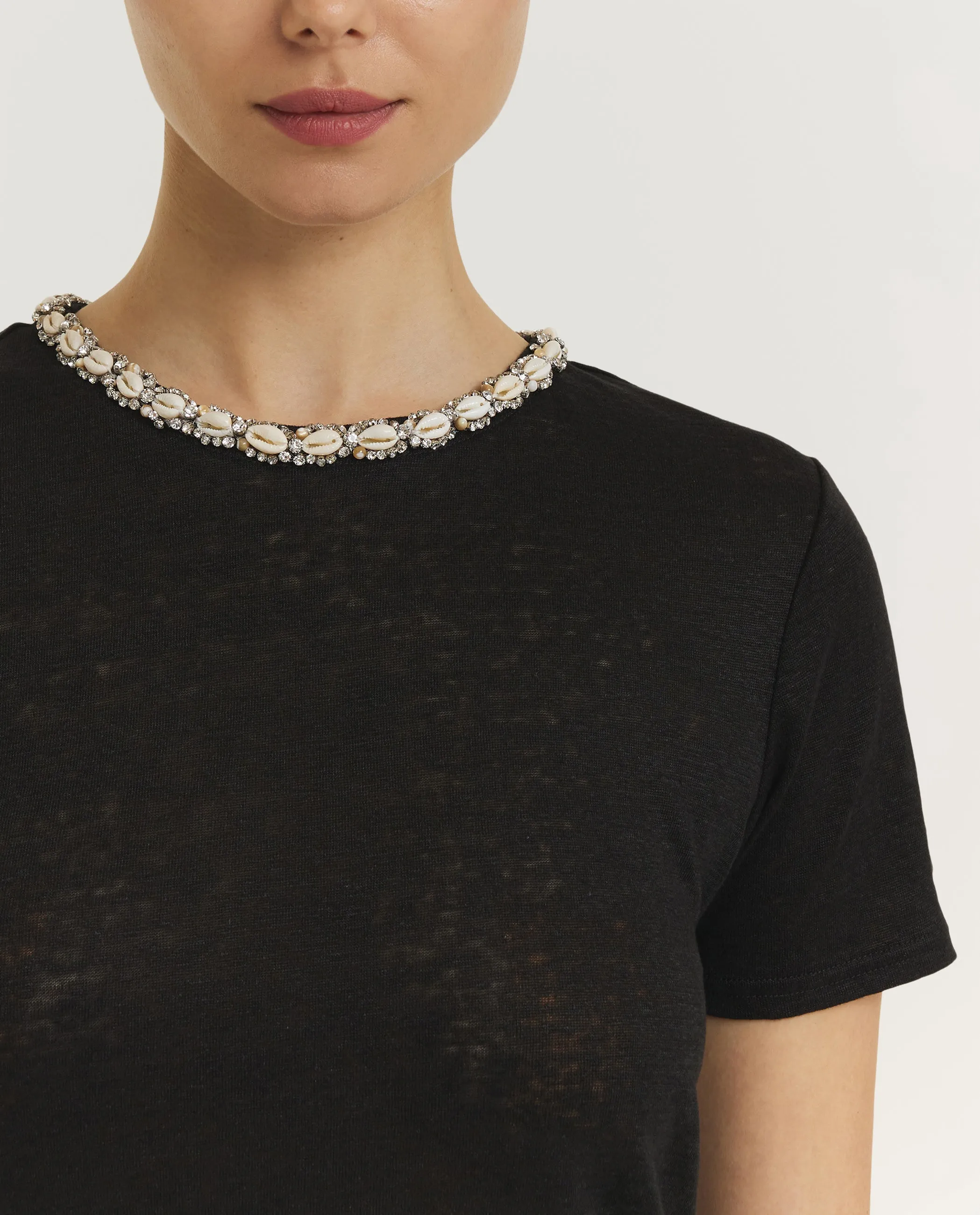 Illuminate Embellished T-Shirt - Zwart sold by Pauw Amsterdam product image thumbnail 2