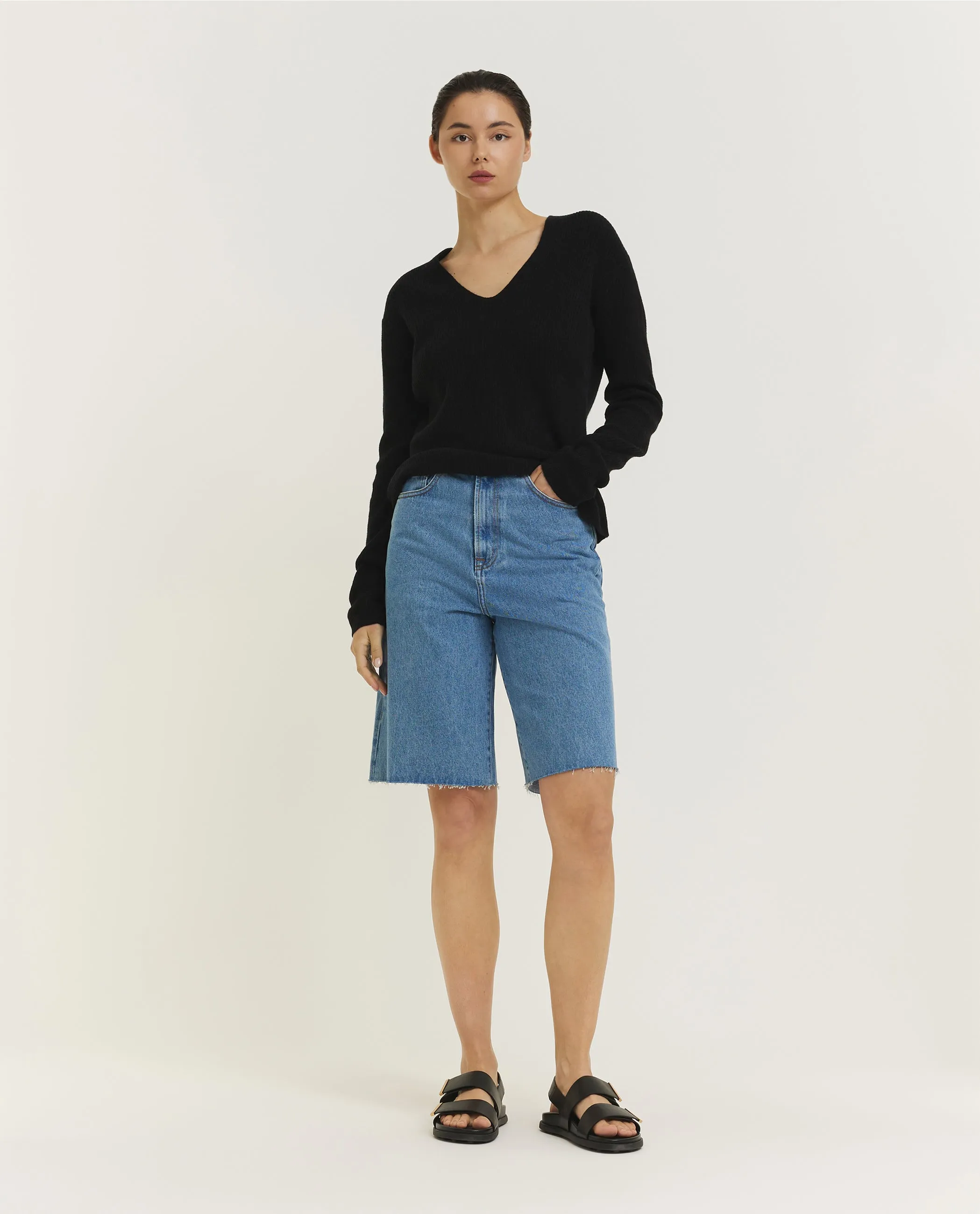 V-Neck Trui - Zwart sold by Pauw Amsterdam product image thumbnail 3