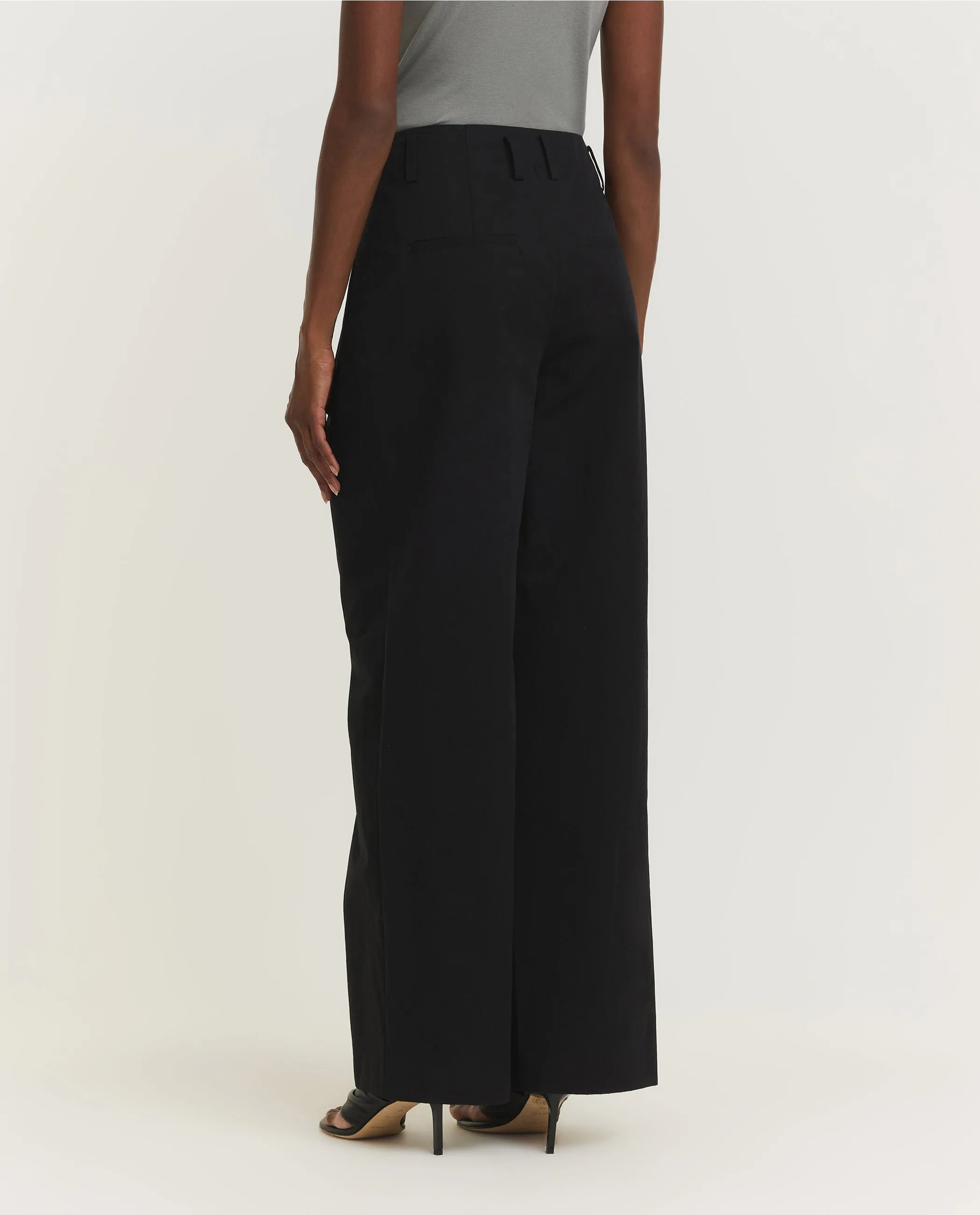 Geplooide Wijde Broek - Zwart sold by Pauw Amsterdam product image thumbnail 3