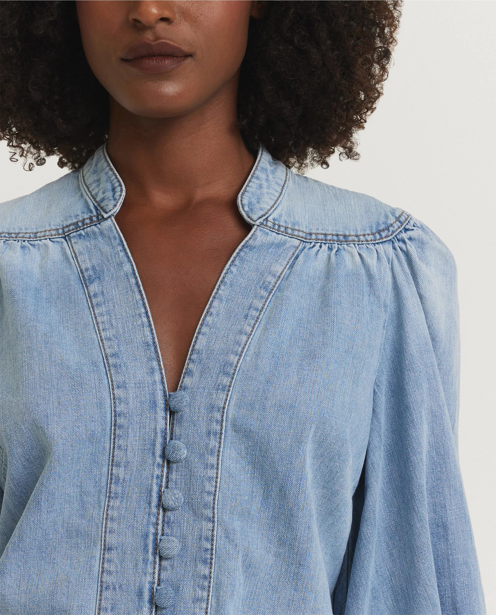 Lucky Denim Blouse - Lichtblauw sold by Pauw Amsterdam product image thumbnail 2