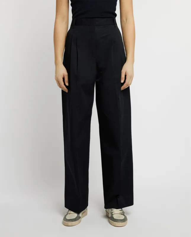 Wijde broek sold by Pauw Amsterdam