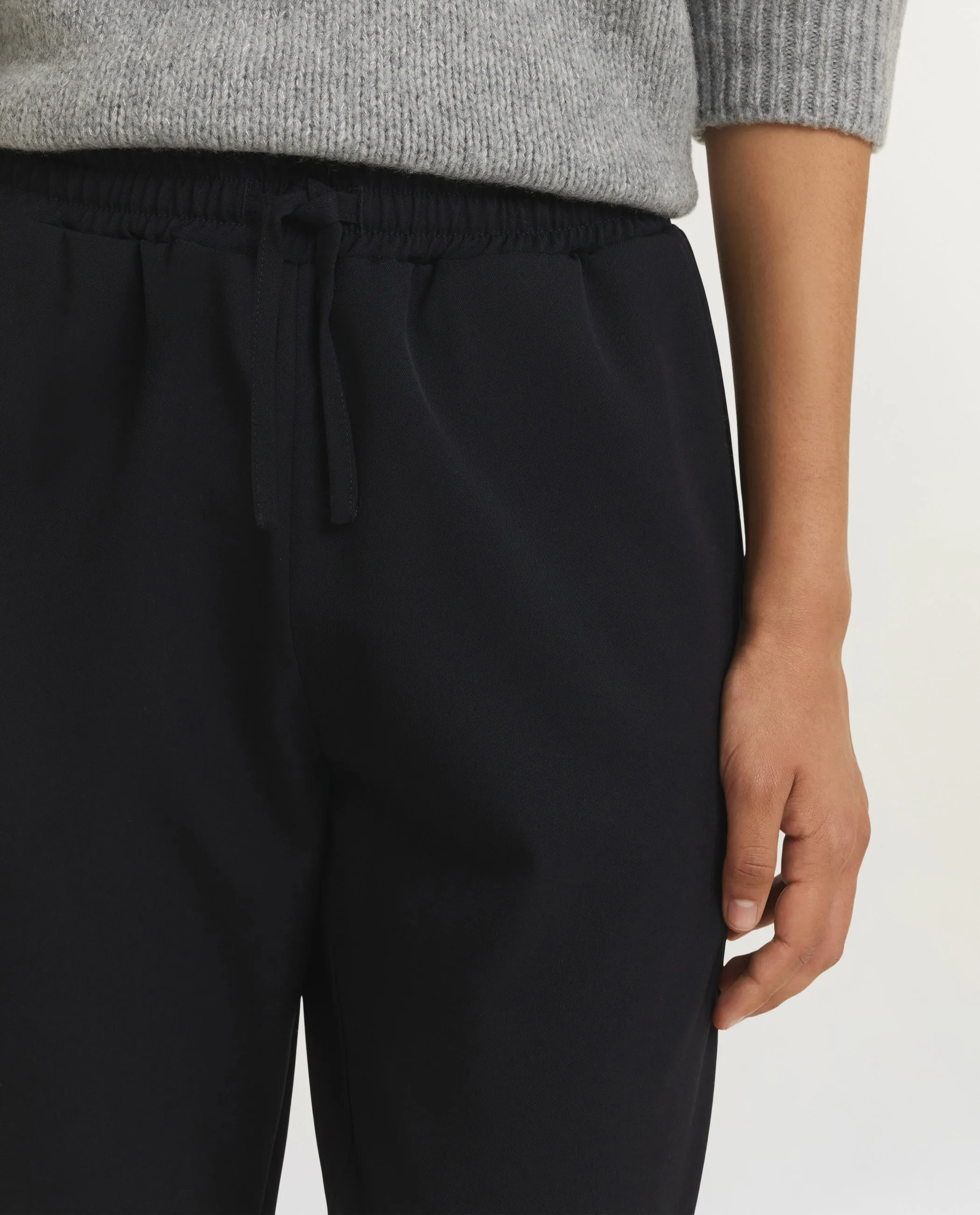 Cropped Wollen Broek - Donkerblauw sold by Pauw Amsterdam product image thumbnail 5