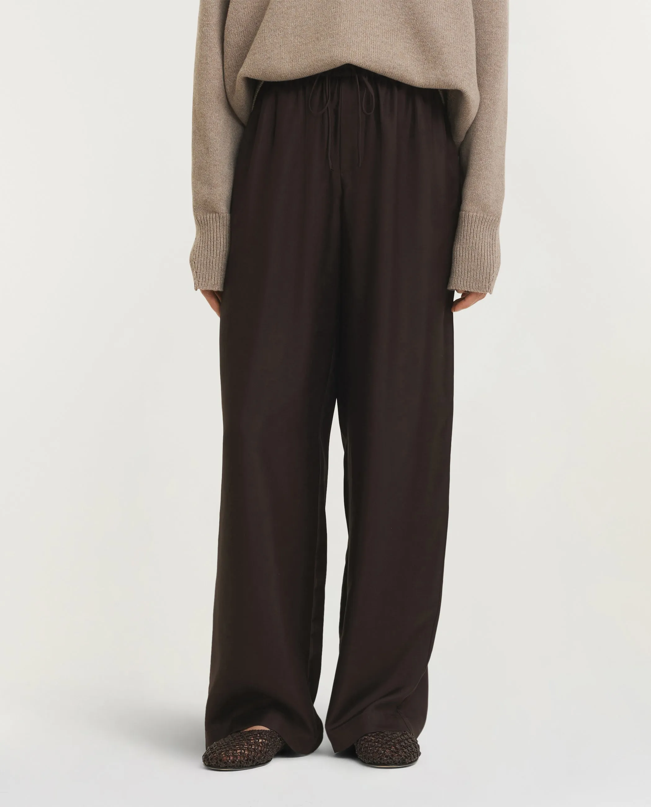 Zijden Wijde Broek - Bruin sold by Pauw Amsterdam product image thumbnail 2