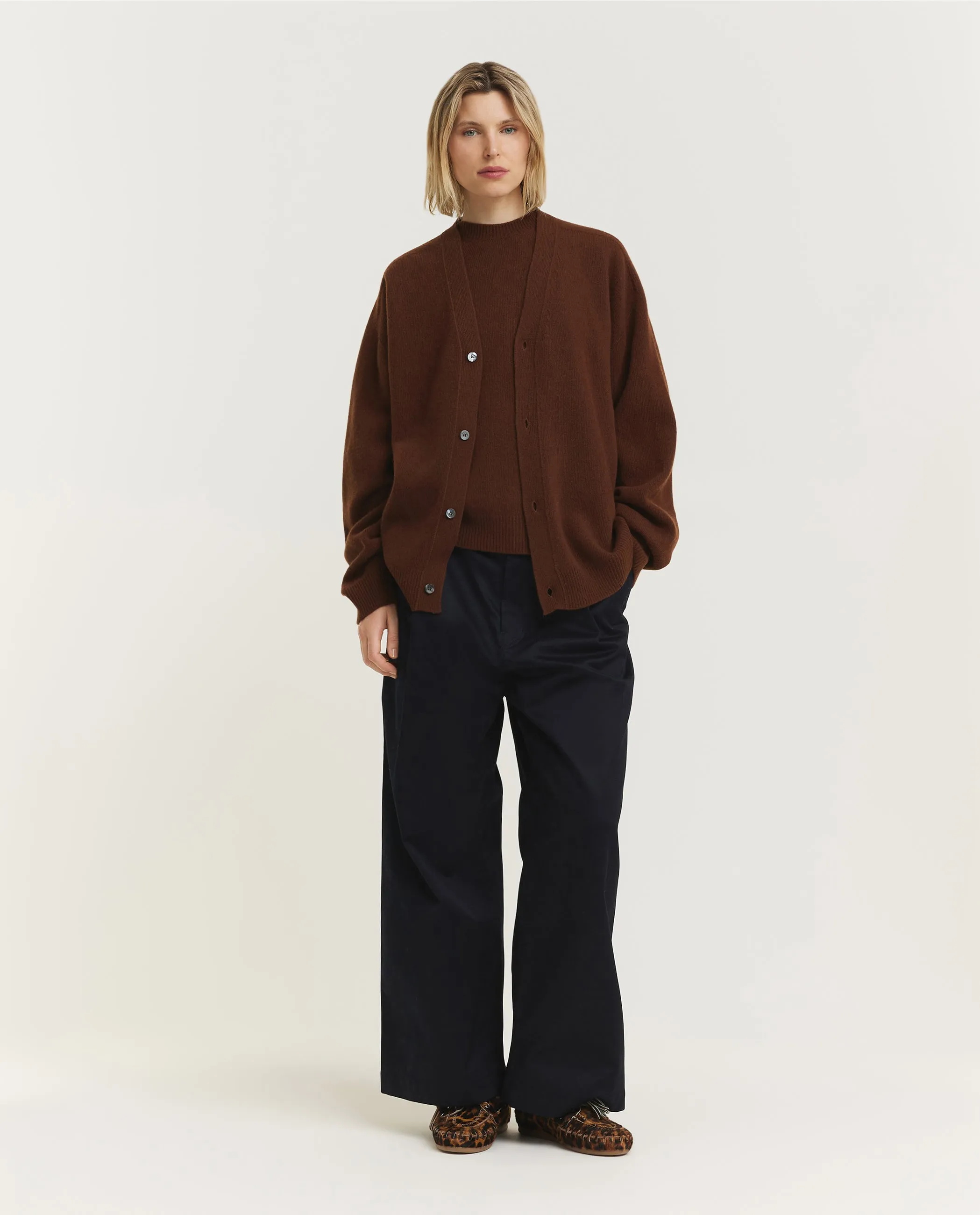 Zacht Wollen Vest - Bruin sold by Pauw Amsterdam product image thumbnail 3