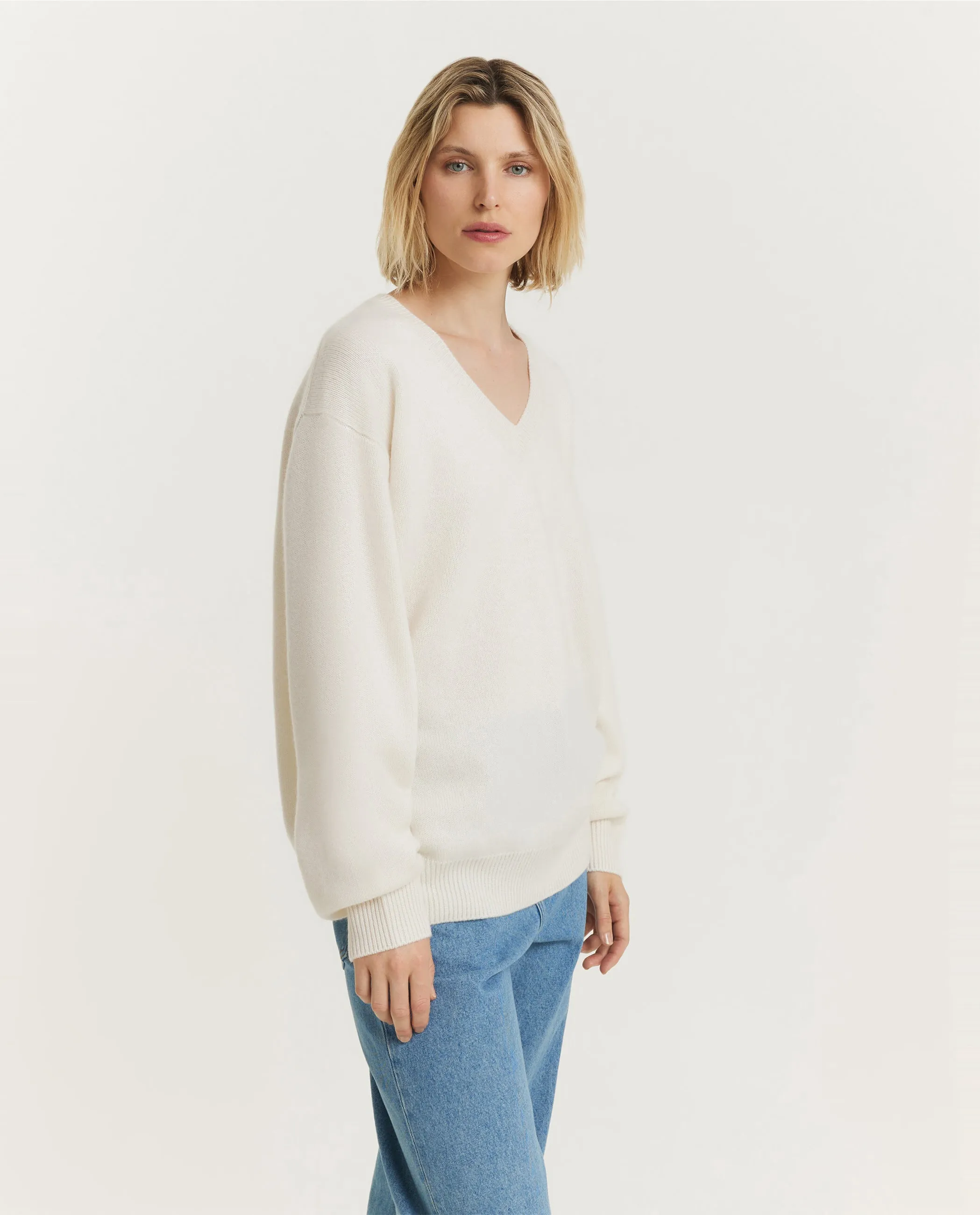 Cashmere V-Hals Trui - Ecru sold by Pauw Amsterdam product image thumbnail 4