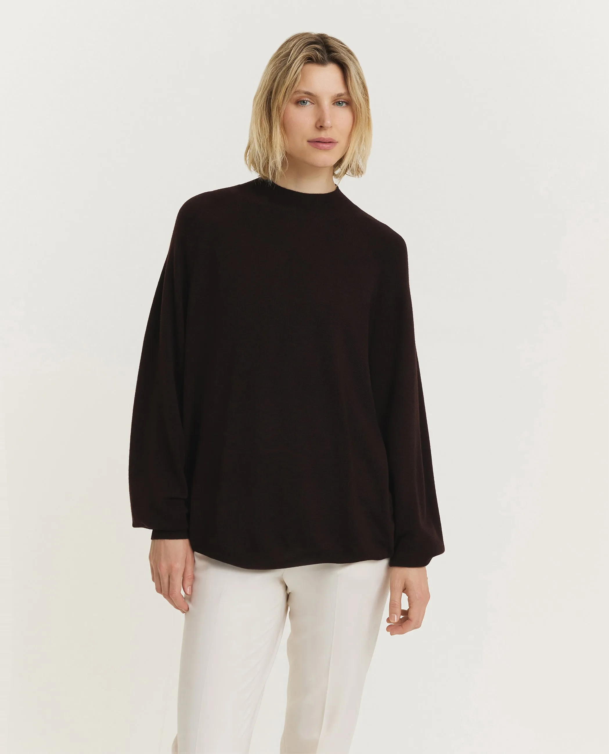 Wollen Coltrui - Bruin sold by Pauw Amsterdam