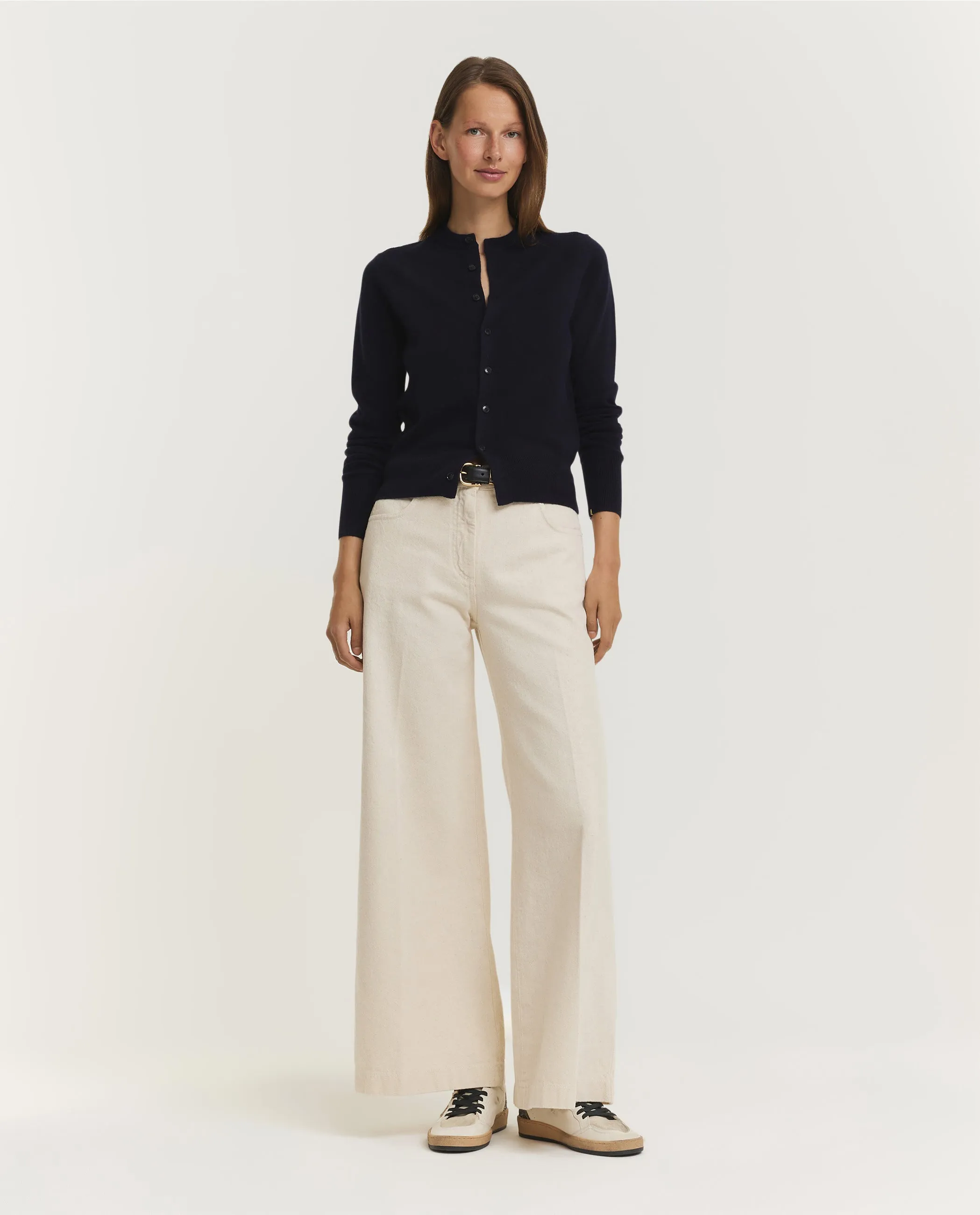 N°300 Little Cashmere Cardigan - Donkerblauw sold by Pauw Amsterdam product image thumbnail 3