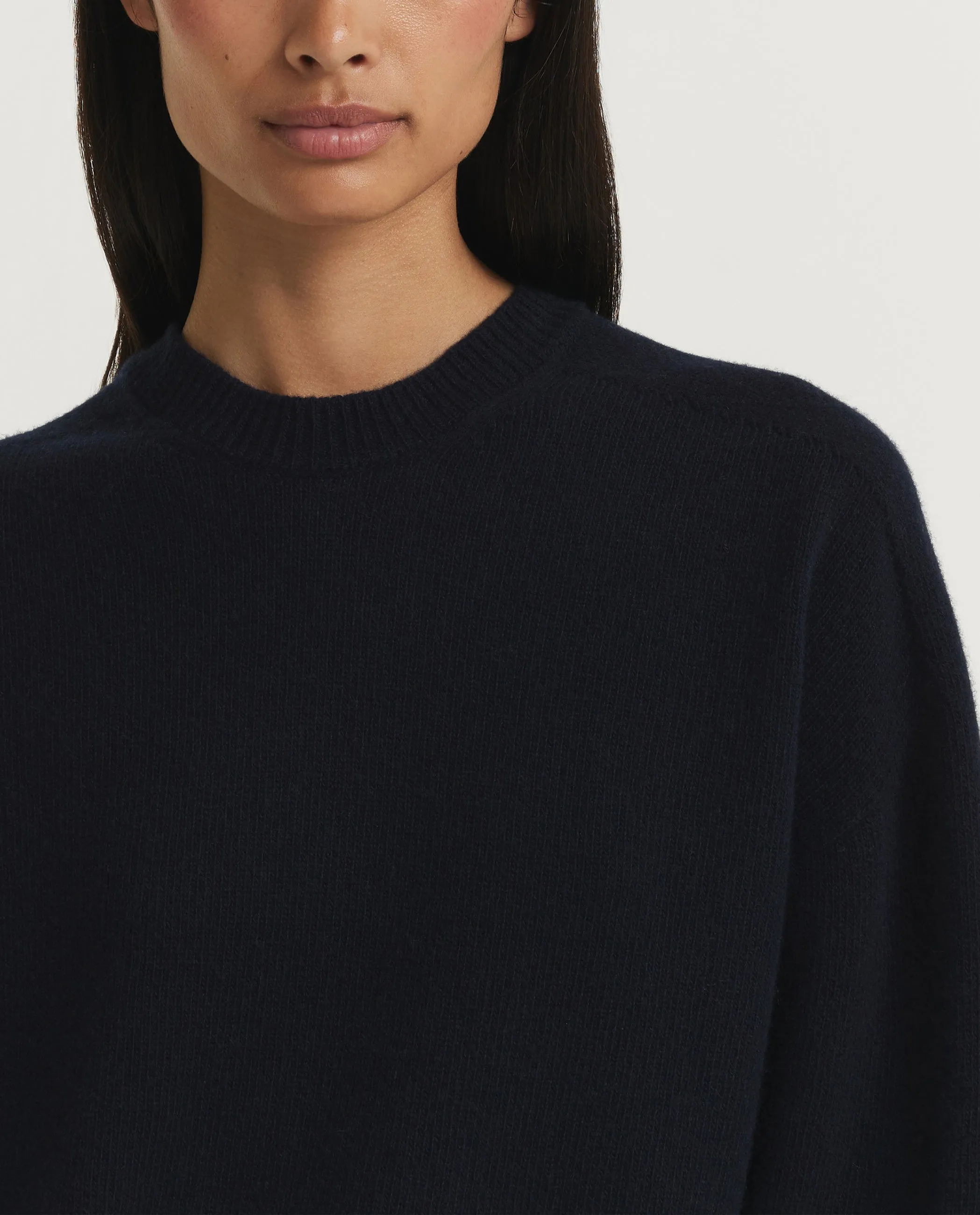 Wollen Ronde Hals Trui - Donkerblauw sold by Pauw Amsterdam product image thumbnail 2