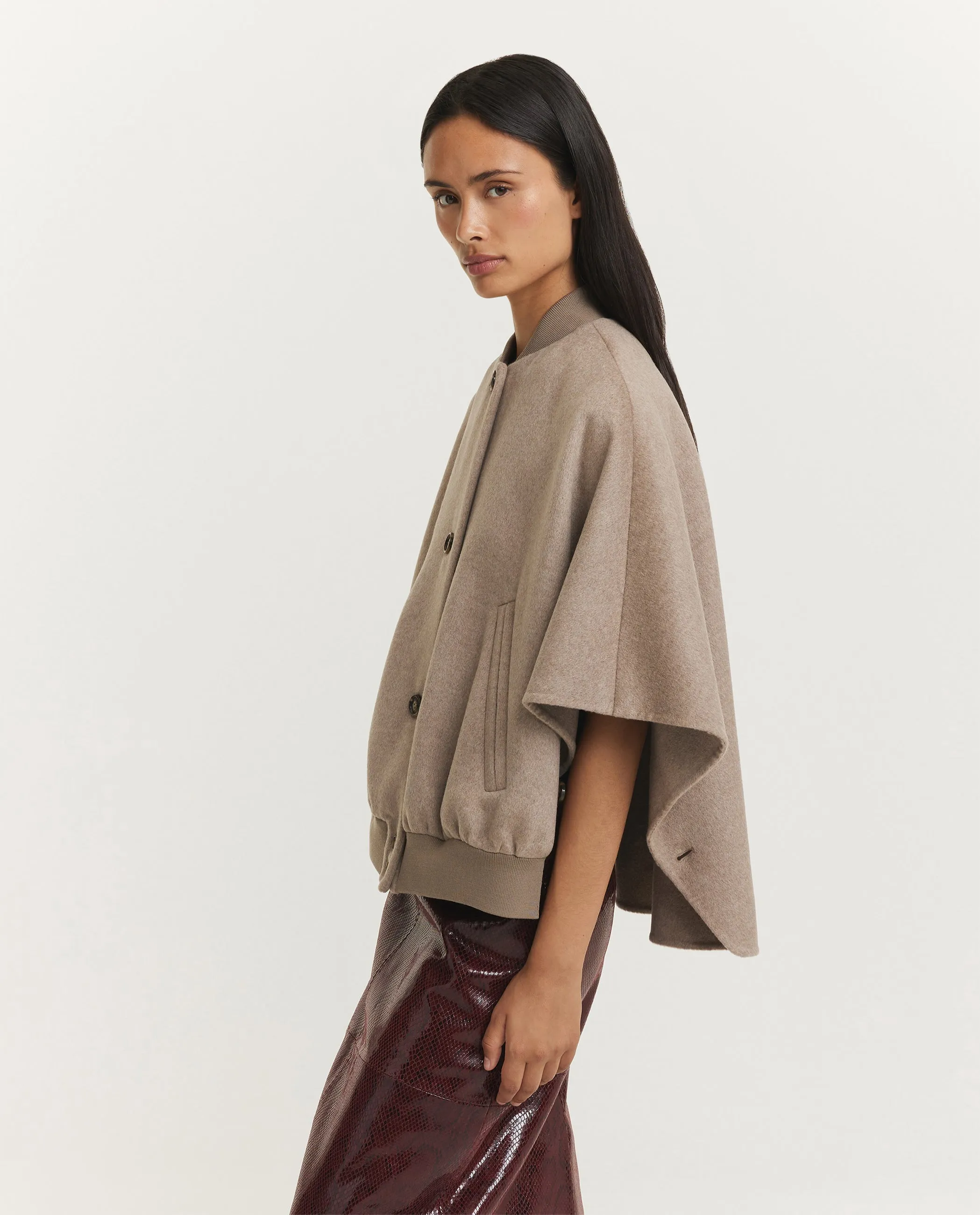 Letitia Cape Jas - Lichtbruin sold by Pauw Amsterdam product image thumbnail 4