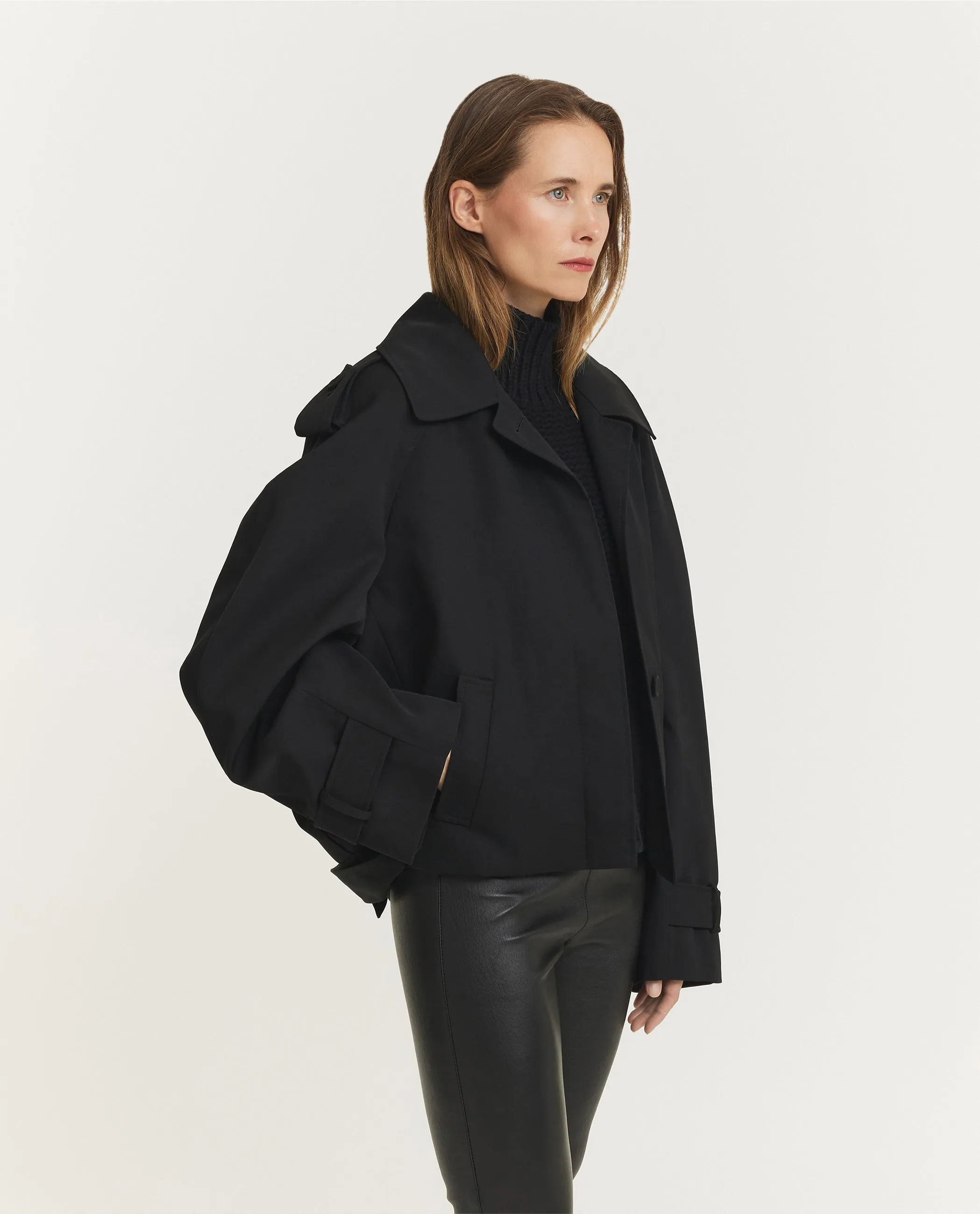 Korte Wollen Trenchcoat - Zwart sold by Pauw Amsterdam product image thumbnail 4