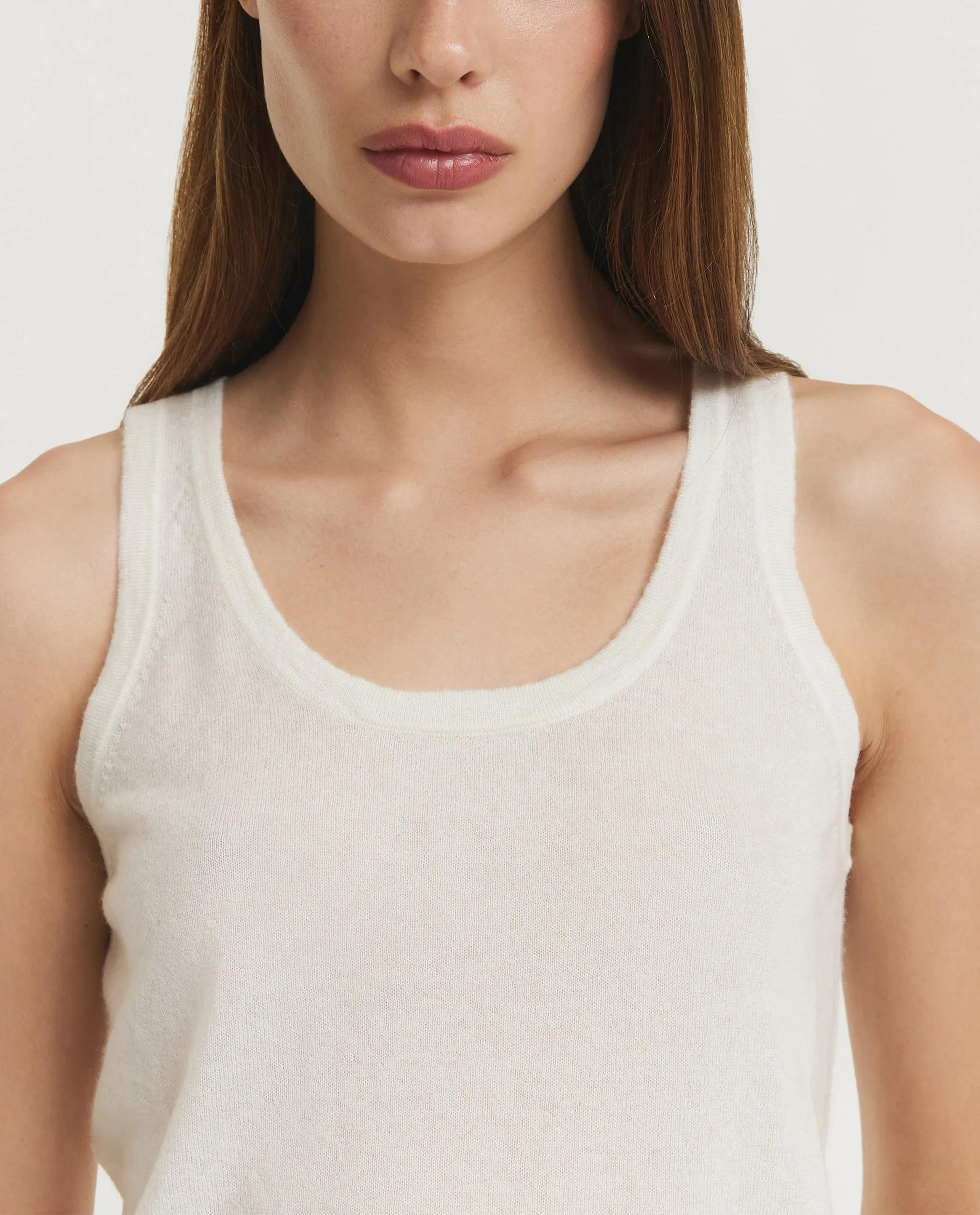 Cashmere Zijden Tank Top - Ecru sold by Pauw Amsterdam product image thumbnail 2