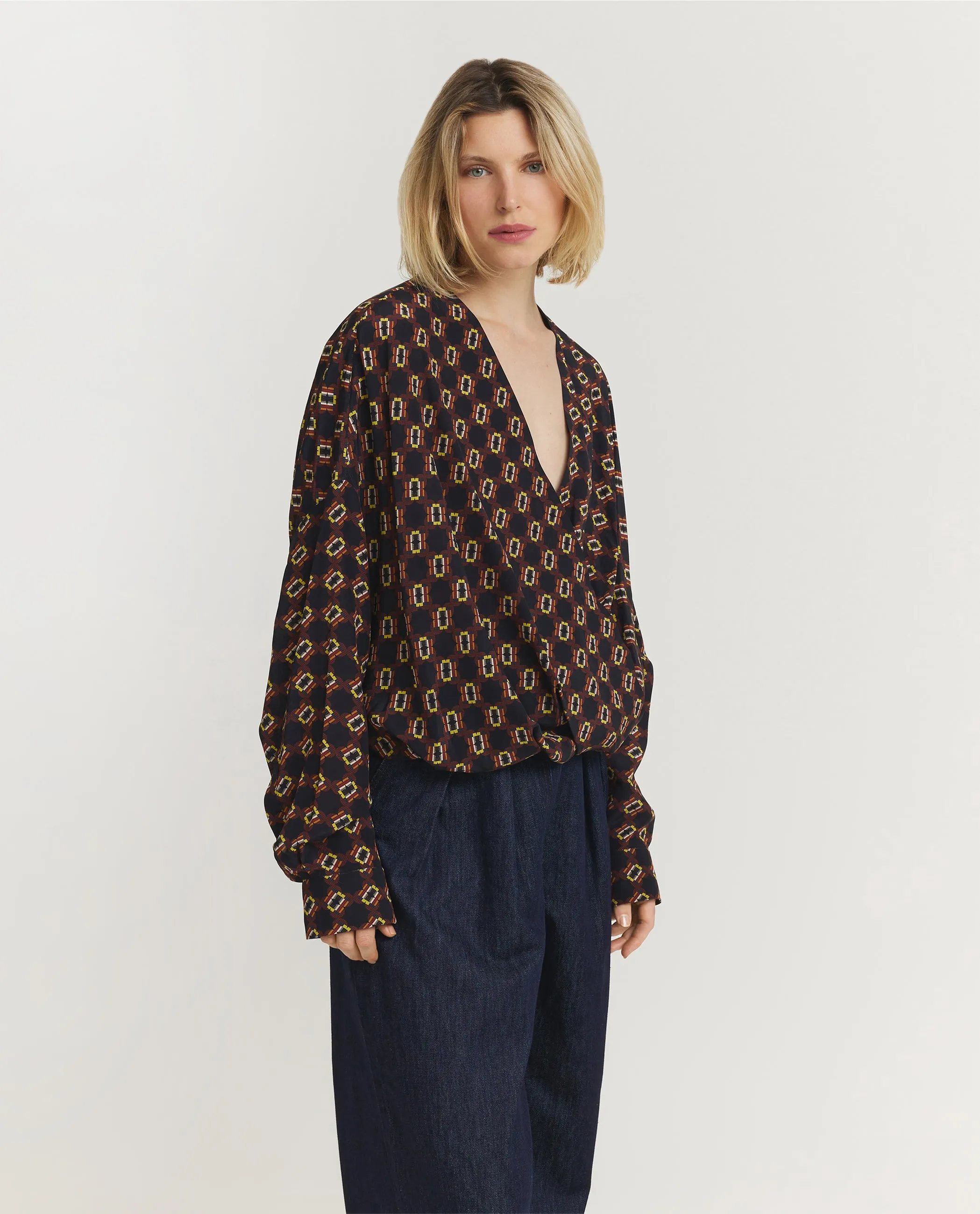 Geprinte Zijden Top - Donkerblauw sold by Pauw Amsterdam product image thumbnail 4