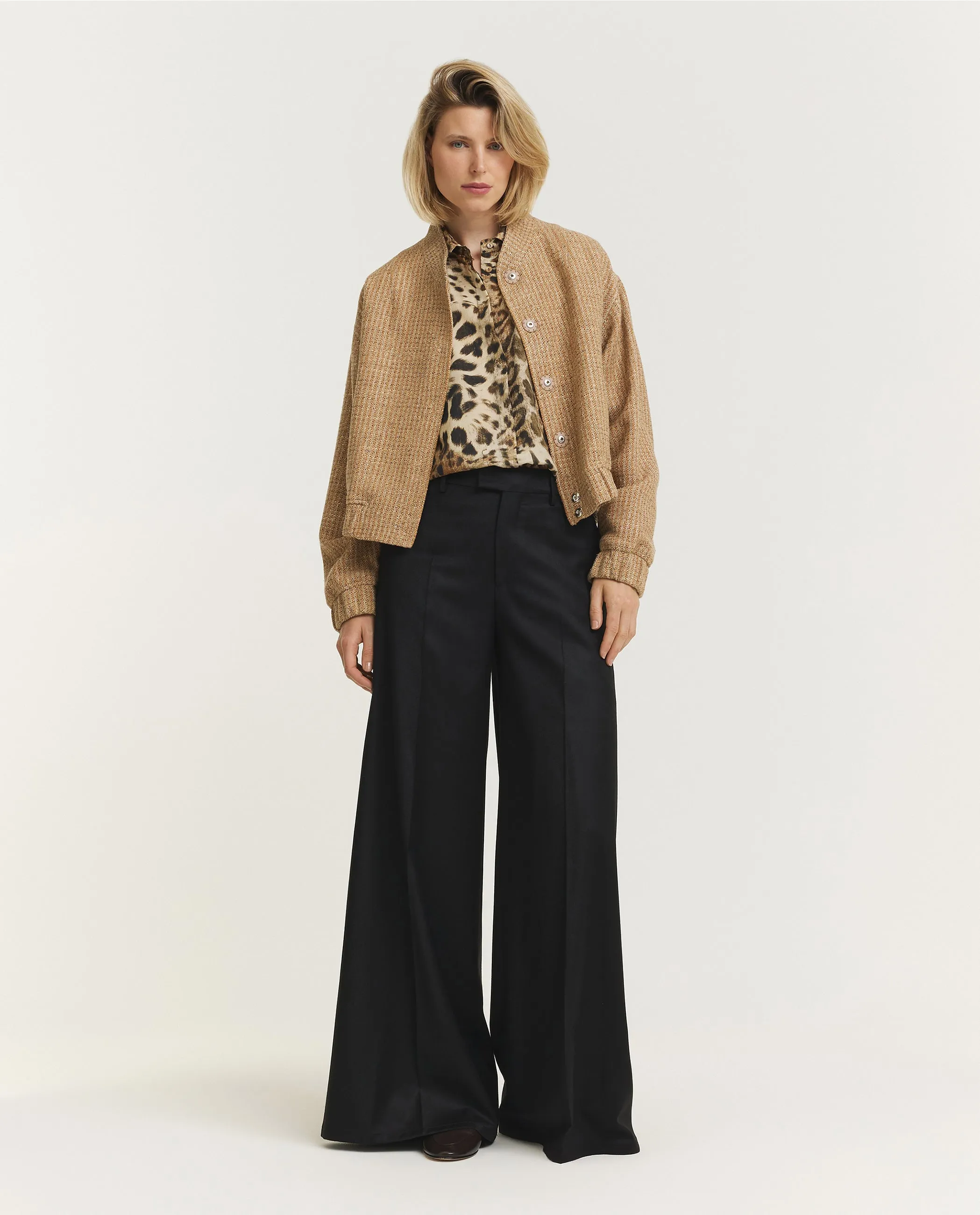 Wol Zijden Bomberjack - Lichtbruin sold by Pauw Amsterdam product image thumbnail 3