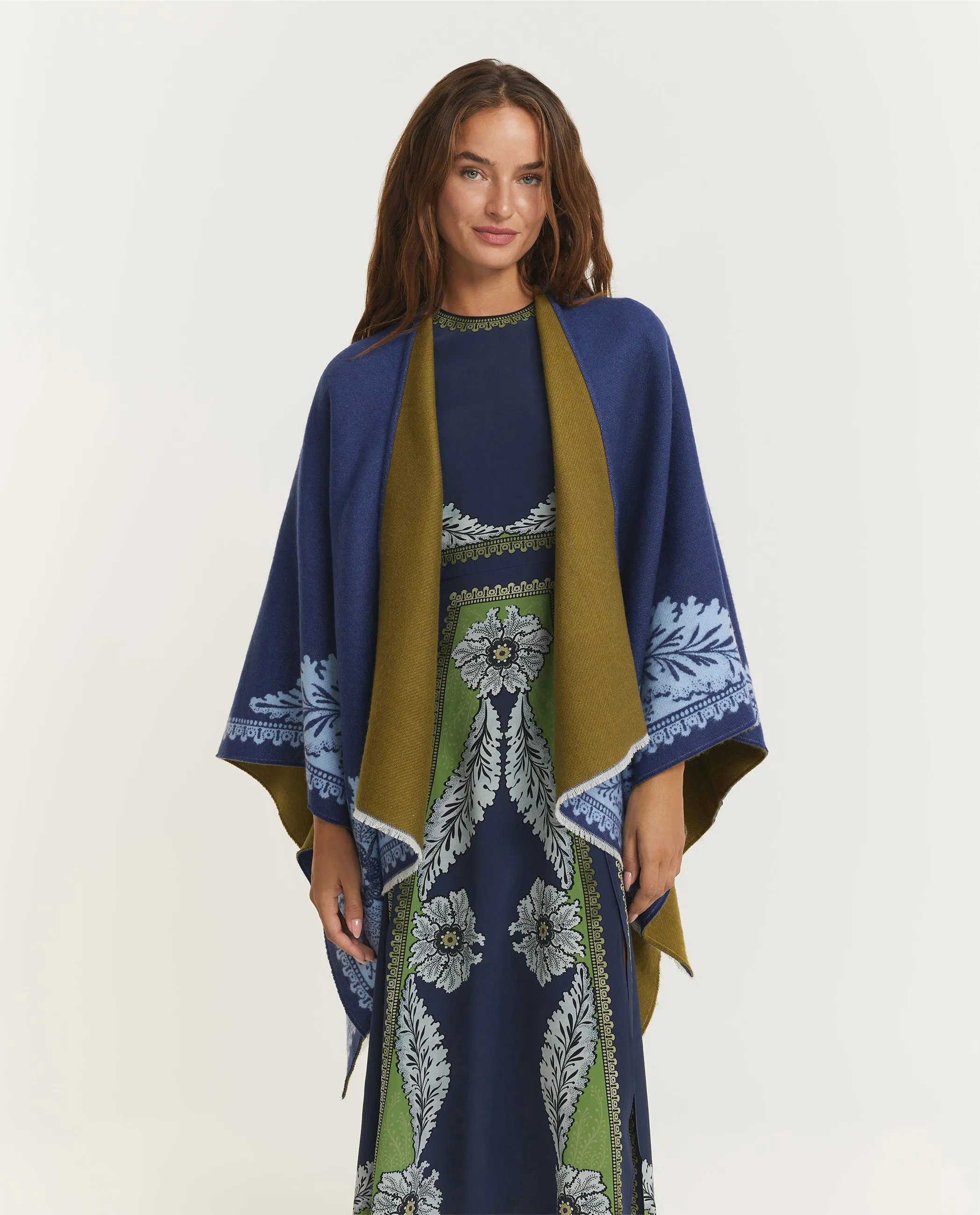 Wol Zijden Poncho - Blauw sold by Pauw Amsterdam