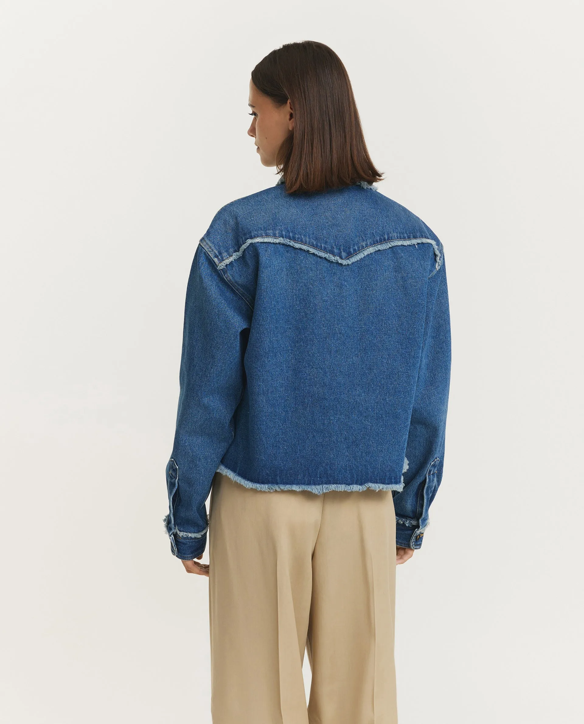 Pacific Roads Cropped Denim Shirt - Blauw sold by Pauw Amsterdam product image thumbnail 4